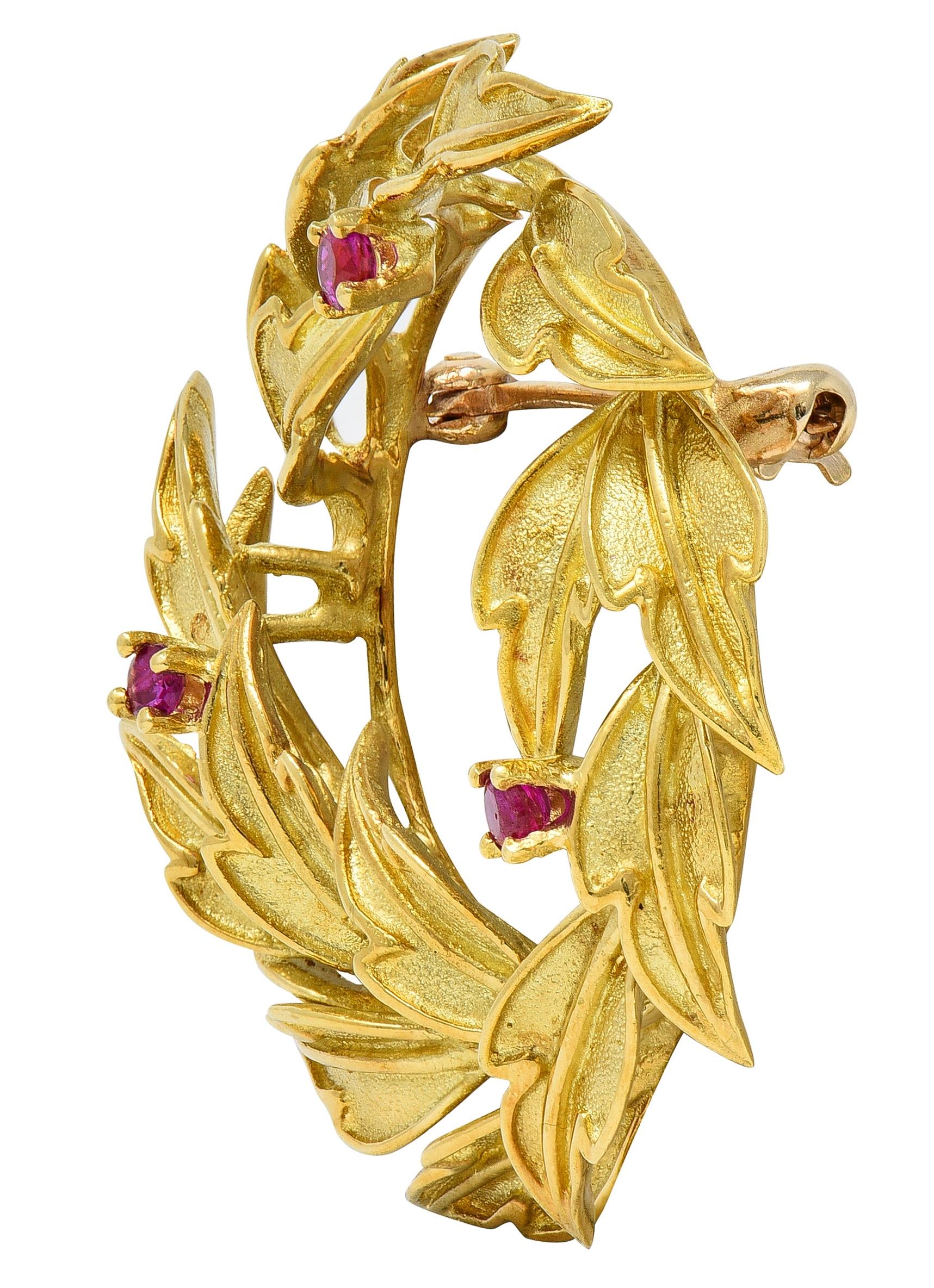 Tiffany & Co. Ruby 18 Karat Yellow Gold Vintage Circle Wreath Brooch