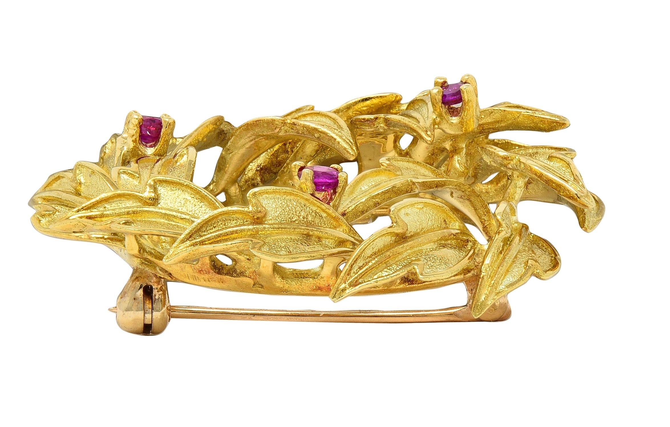 Tiffany & Co. Ruby 18 Karat Yellow Gold Vintage Circle Wreath Brooch