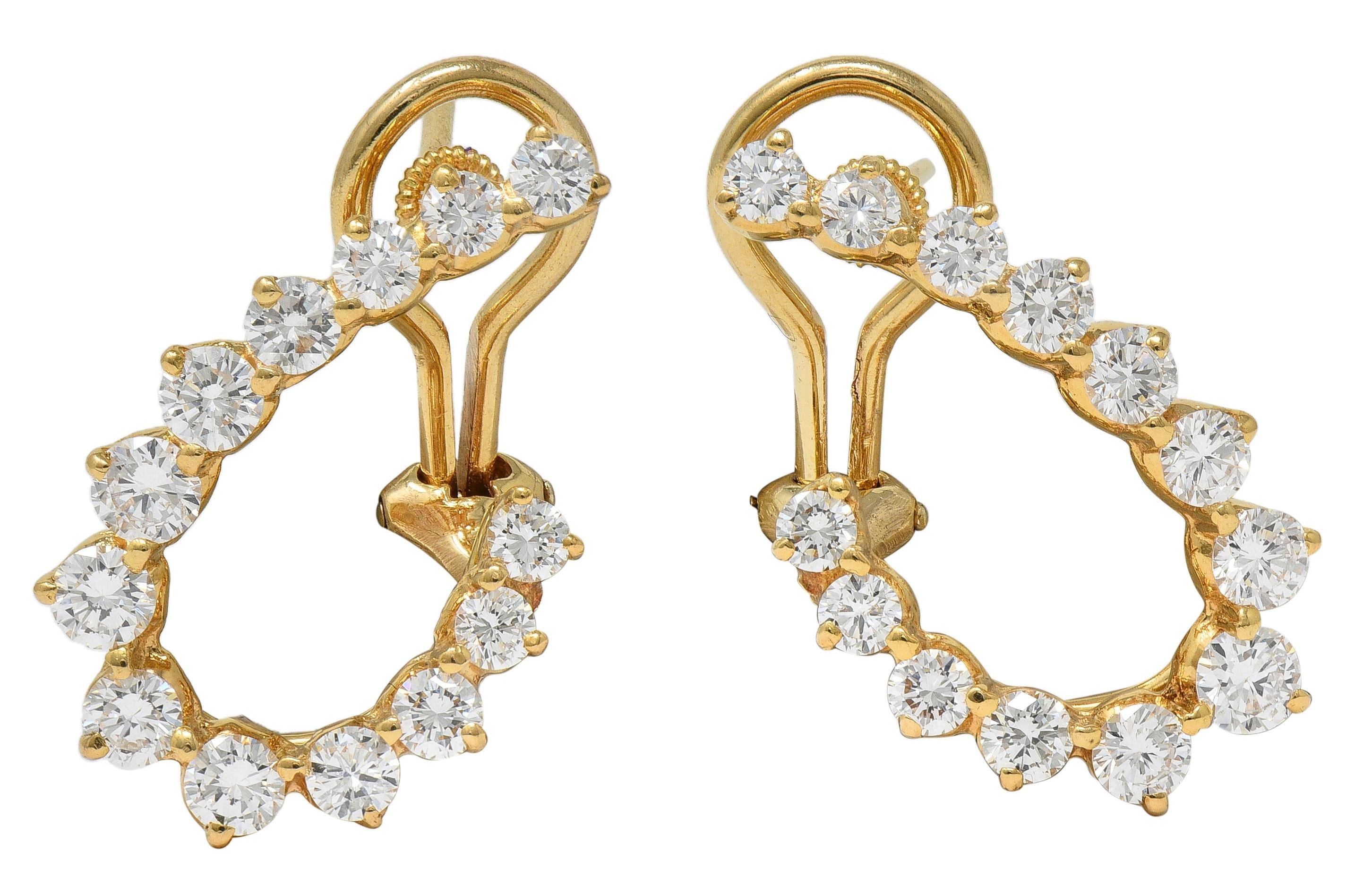 Oscar Heyman 1990's 2.06 CTW Diamond 18 Karat Yellow Gold Vintage Twist Earrings