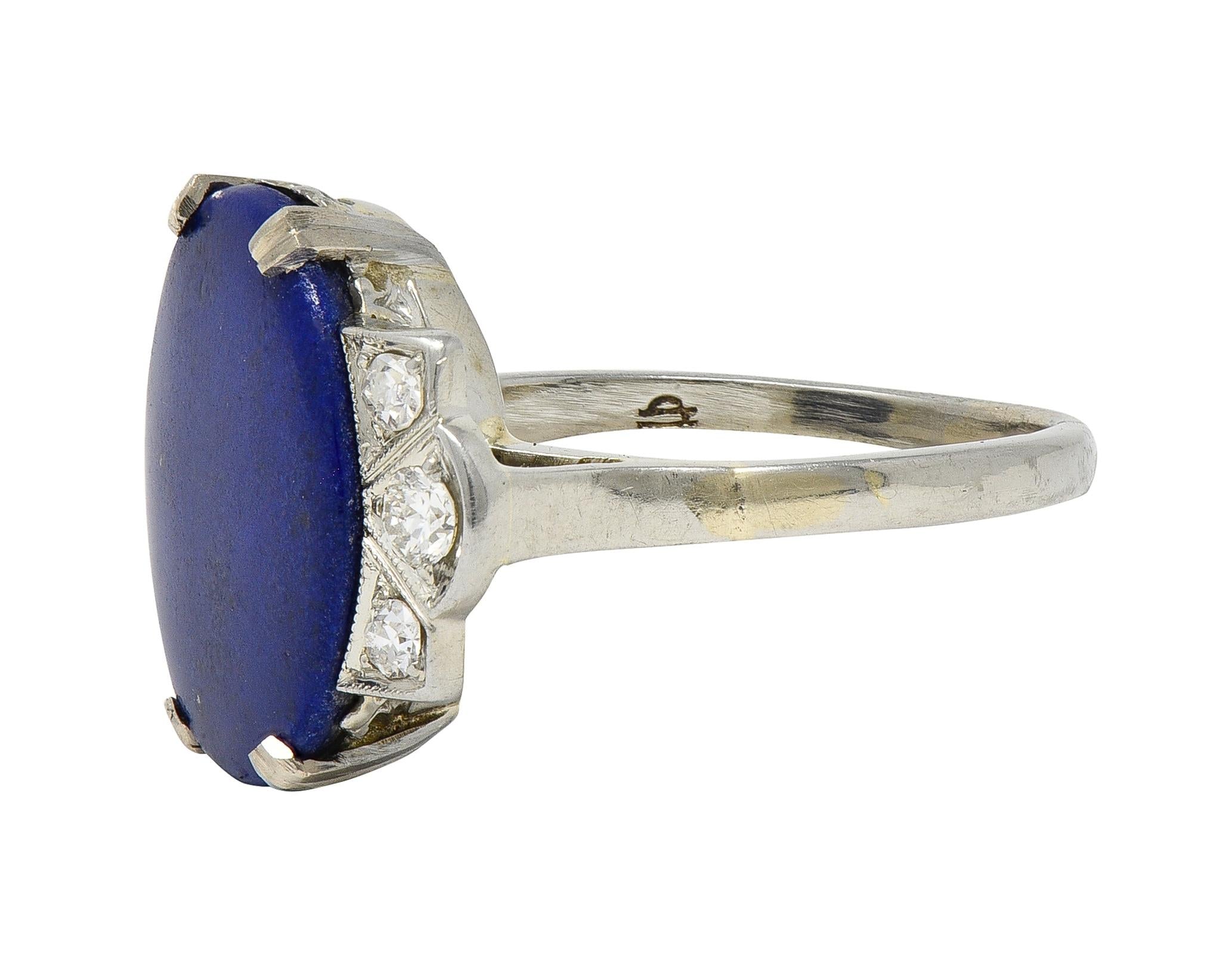 Art Deco Lapis Lazuli Diamond 18 Karat Gold Vintage Fleur-De-Lis Cocktail Ring