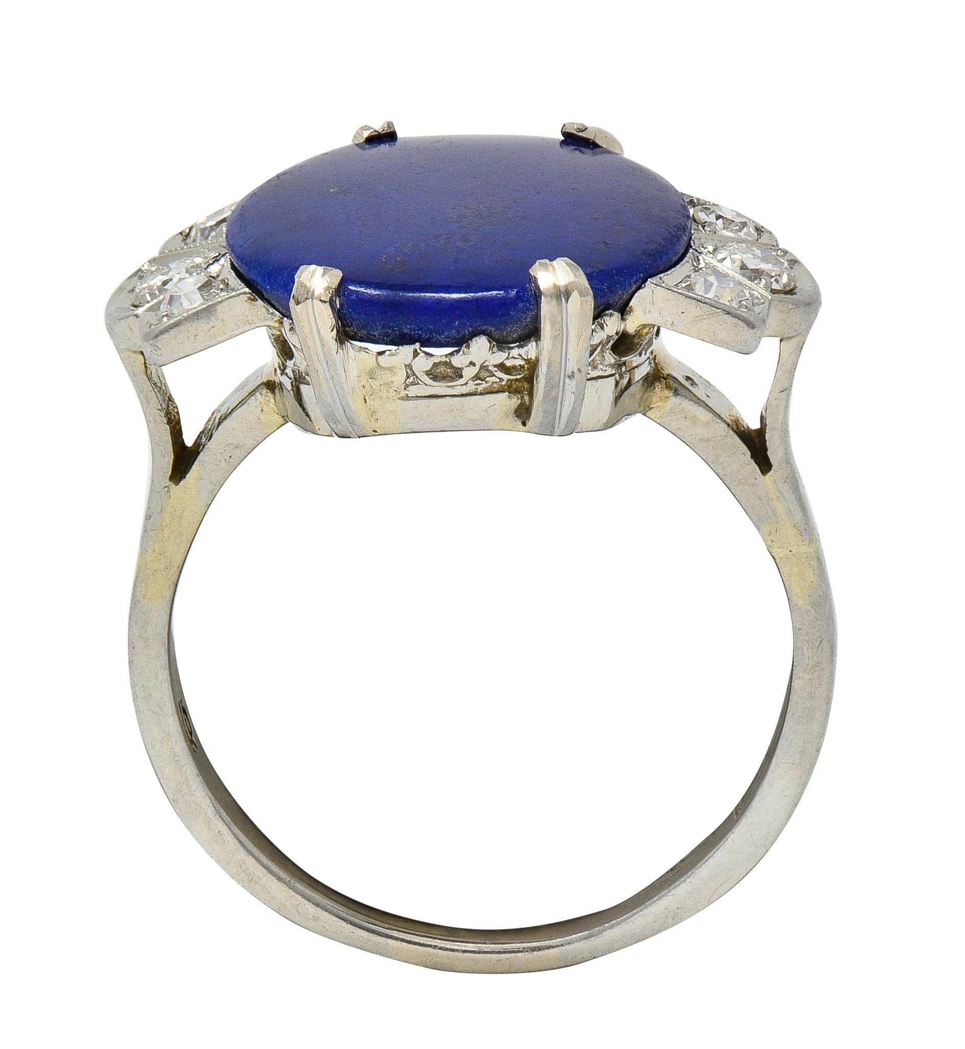 Art Deco Lapis Lazuli Diamond 18 Karat Gold Vintage Fleur-De-Lis Cocktail Ring
