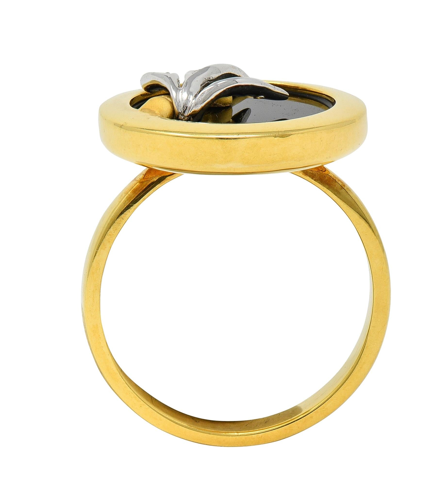 Carrera y Carrera Diamond Onyx 18 Karat Gold Baile de Bambú Signet Bamboo Ring