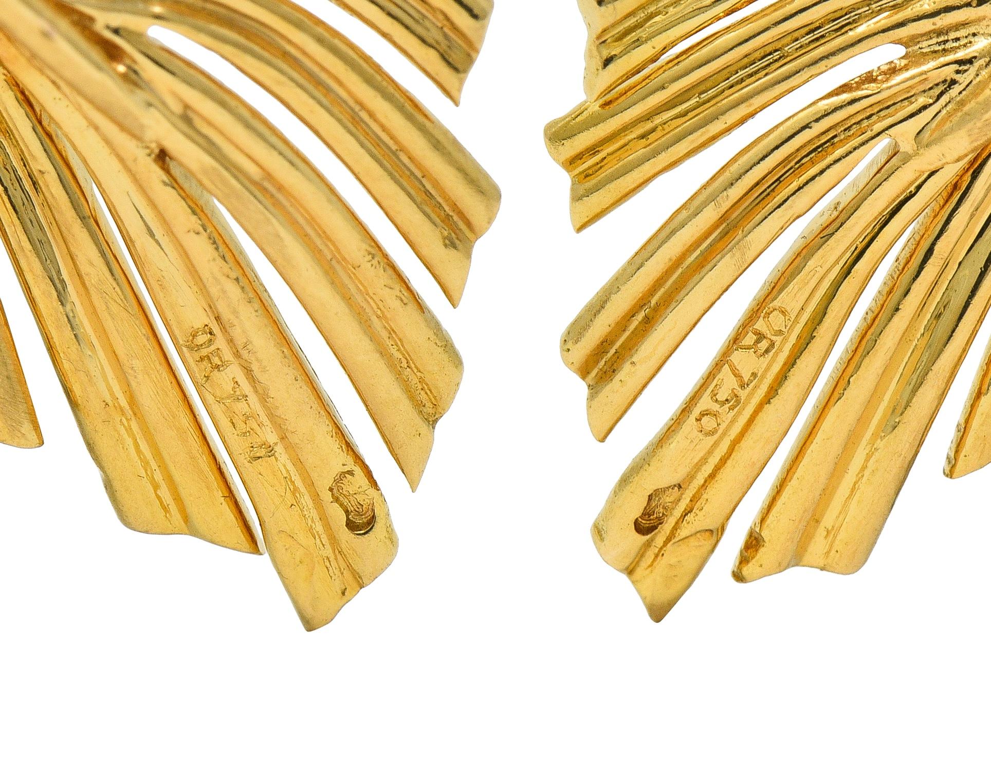 Van Cleef & Arpels 1950's 18 Karat Yellow Gold Vintage Feather Ear-Clip Earrings