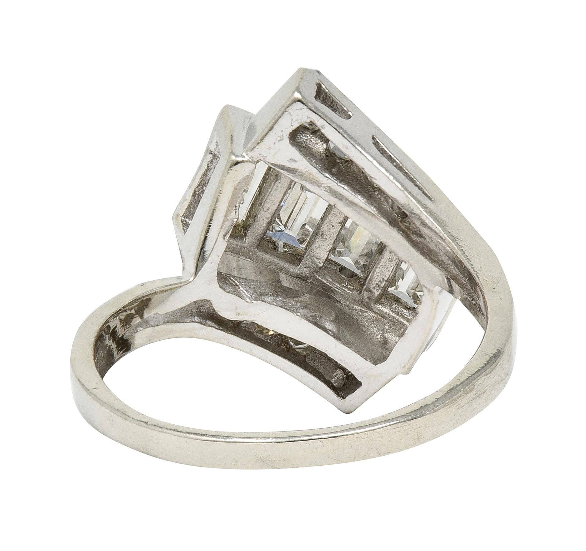 Mid-Century 1.00 CTW Diamond 14 Karat Gold Vintage Ribbon Bypass Ring