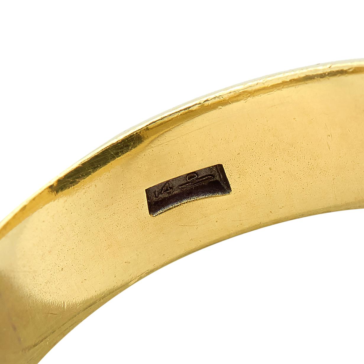 Larter & Sons Victorian Onyx 14K Yellow Gold Gothic Antique Unisex Signet Ring