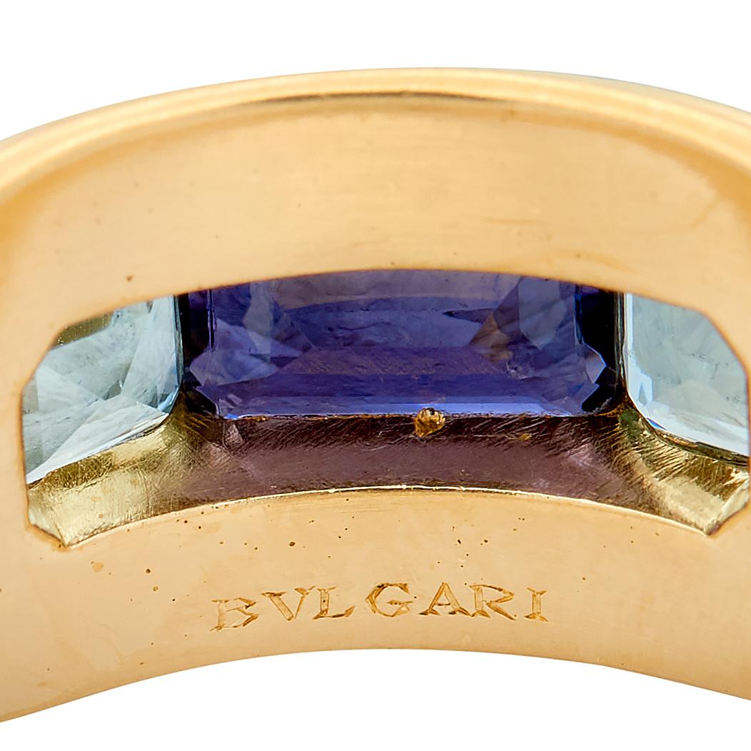 Bulgari 1990's Iolite Aquamarine 18 Karat Yellow Gold Vintage Three Stone Ring