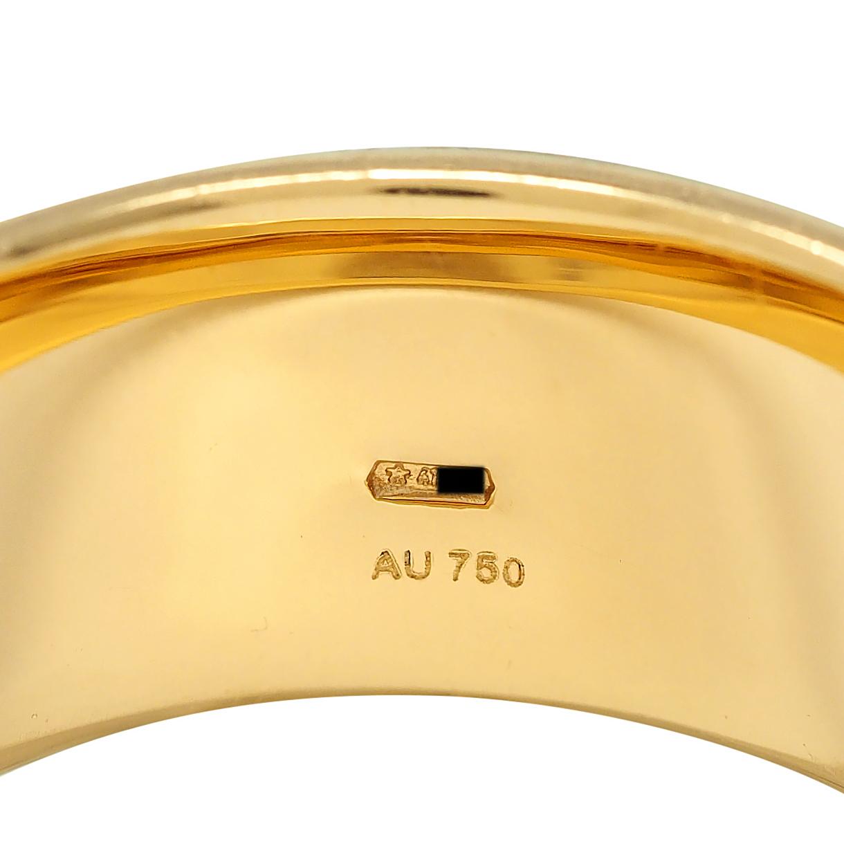 Gucci Contemporary 18 Karat Yellow Gold Diamantissima Wide Band Ring