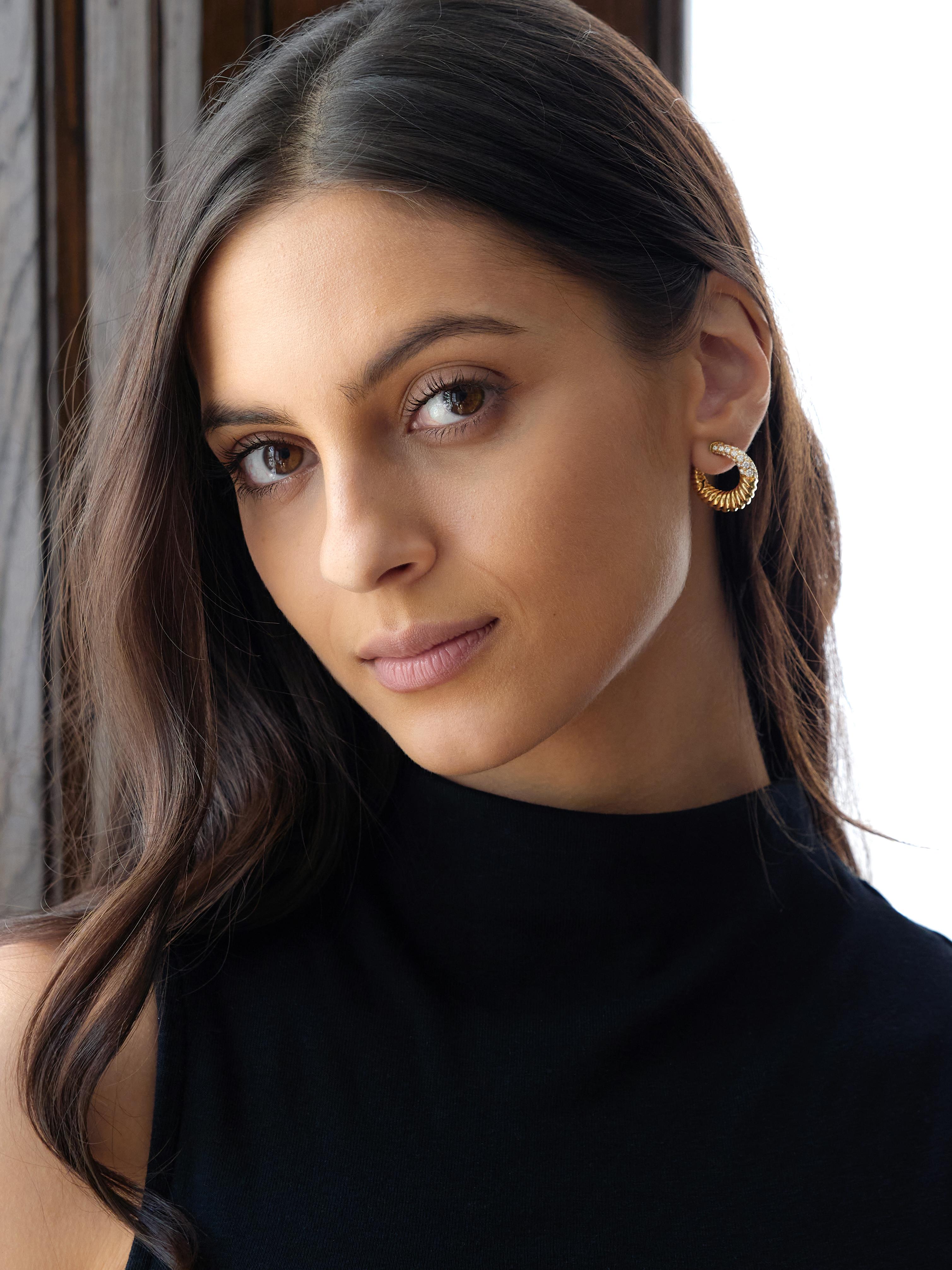 Van Cleef & Arpels 1975 Diamond 18K Gold Vintage Twisted Hoop Ear-Clip Earrings