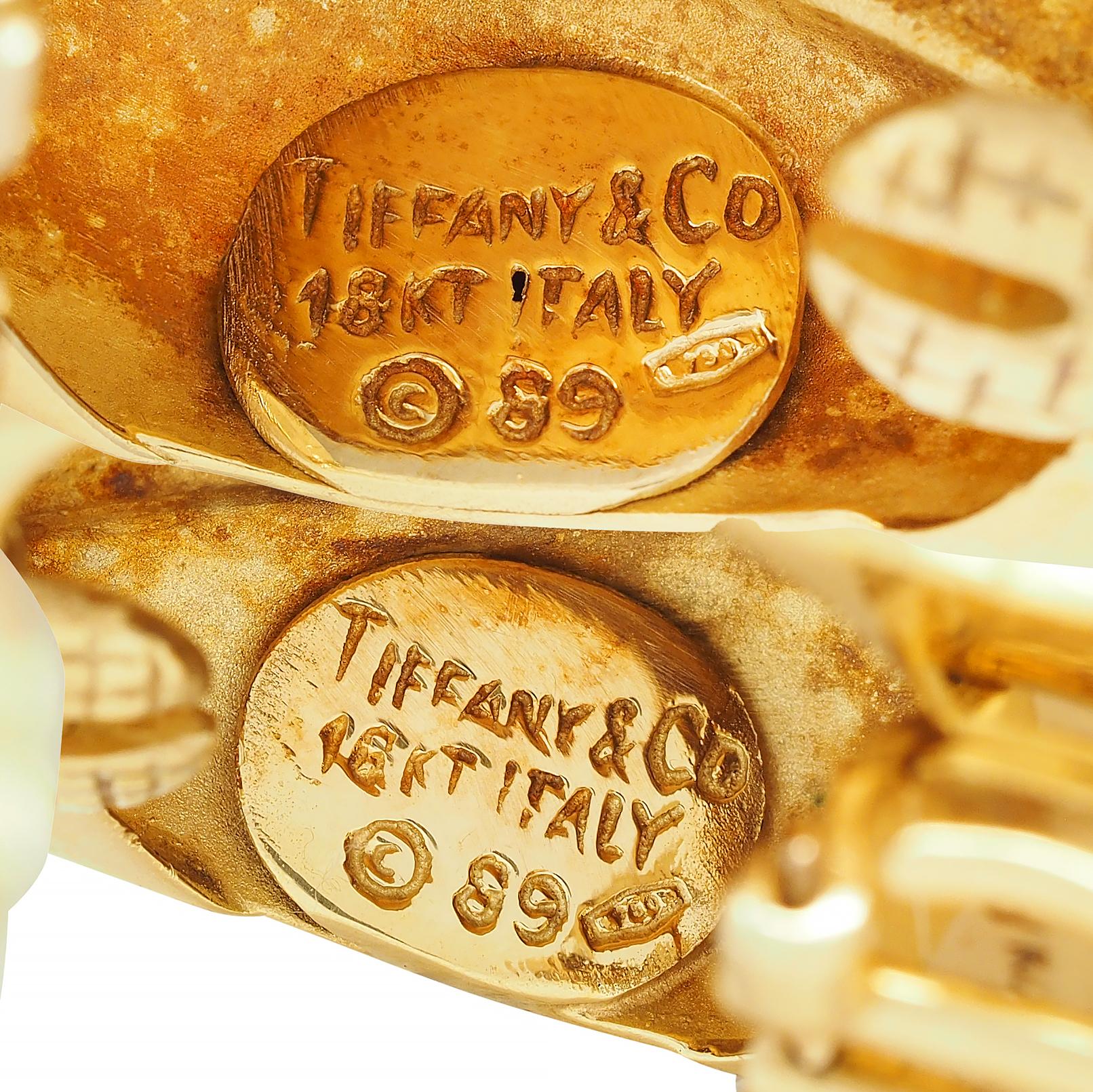 Paloma Picasso Tiffany & Co. 1989 18K Hammered Leaf Vintage Ear-Clip Earring