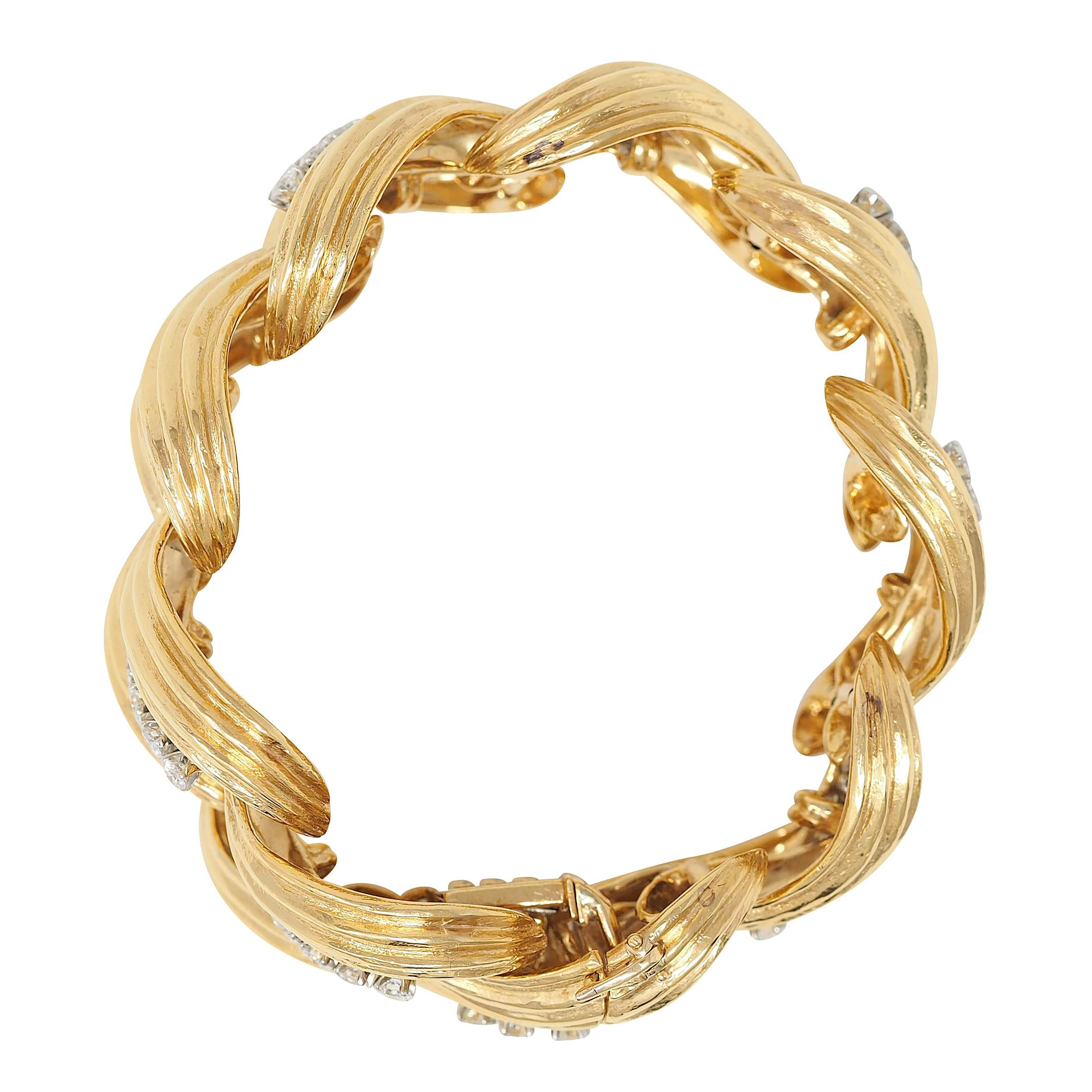 David Webb 1980's Diamond Platinum 18 Karat Yellow Gold Vintage Twist Bracelet