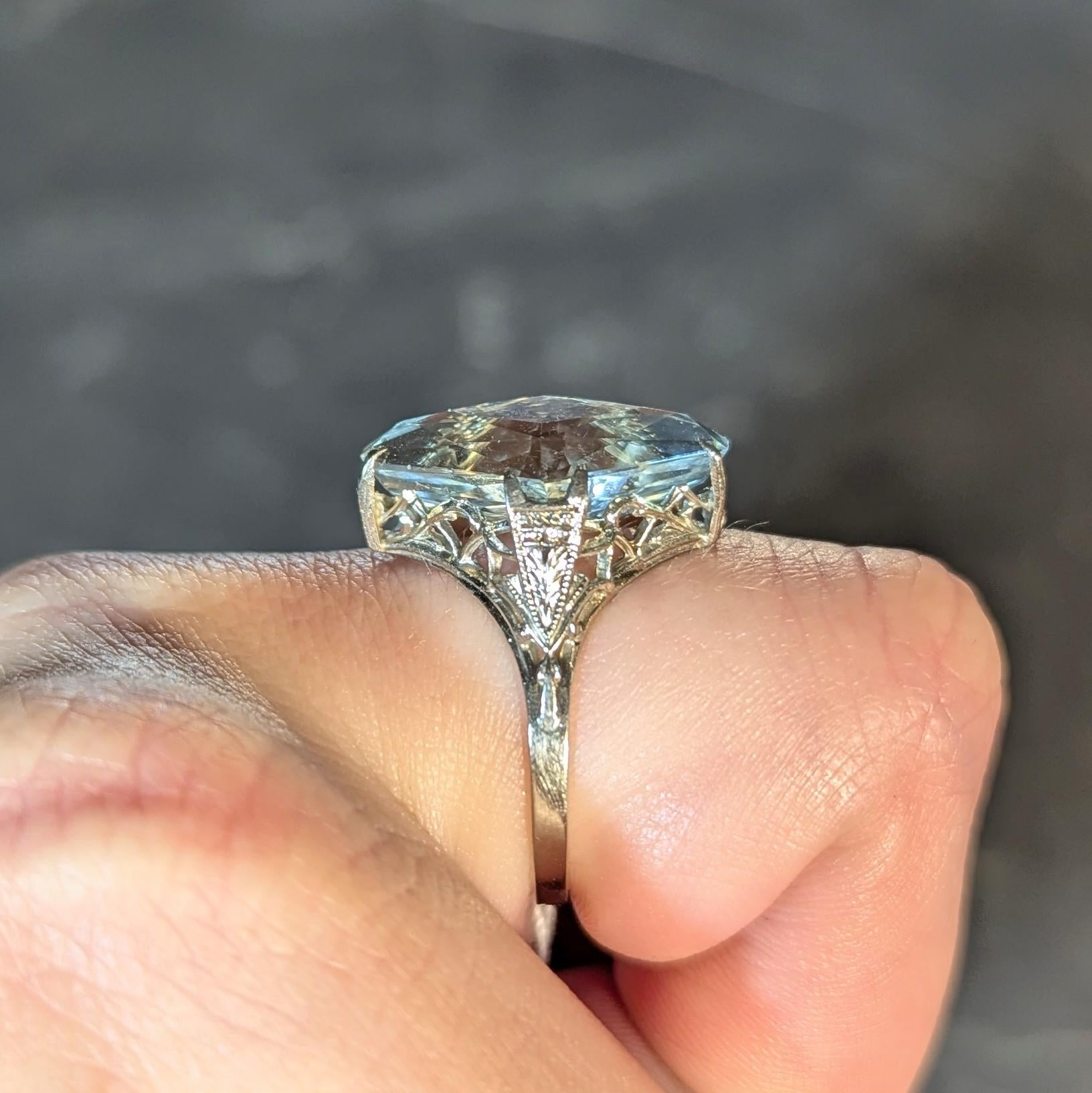 Art Deco 5.70 CTW Aquamarine 18 Karat White Gold Vintage Navette Ring