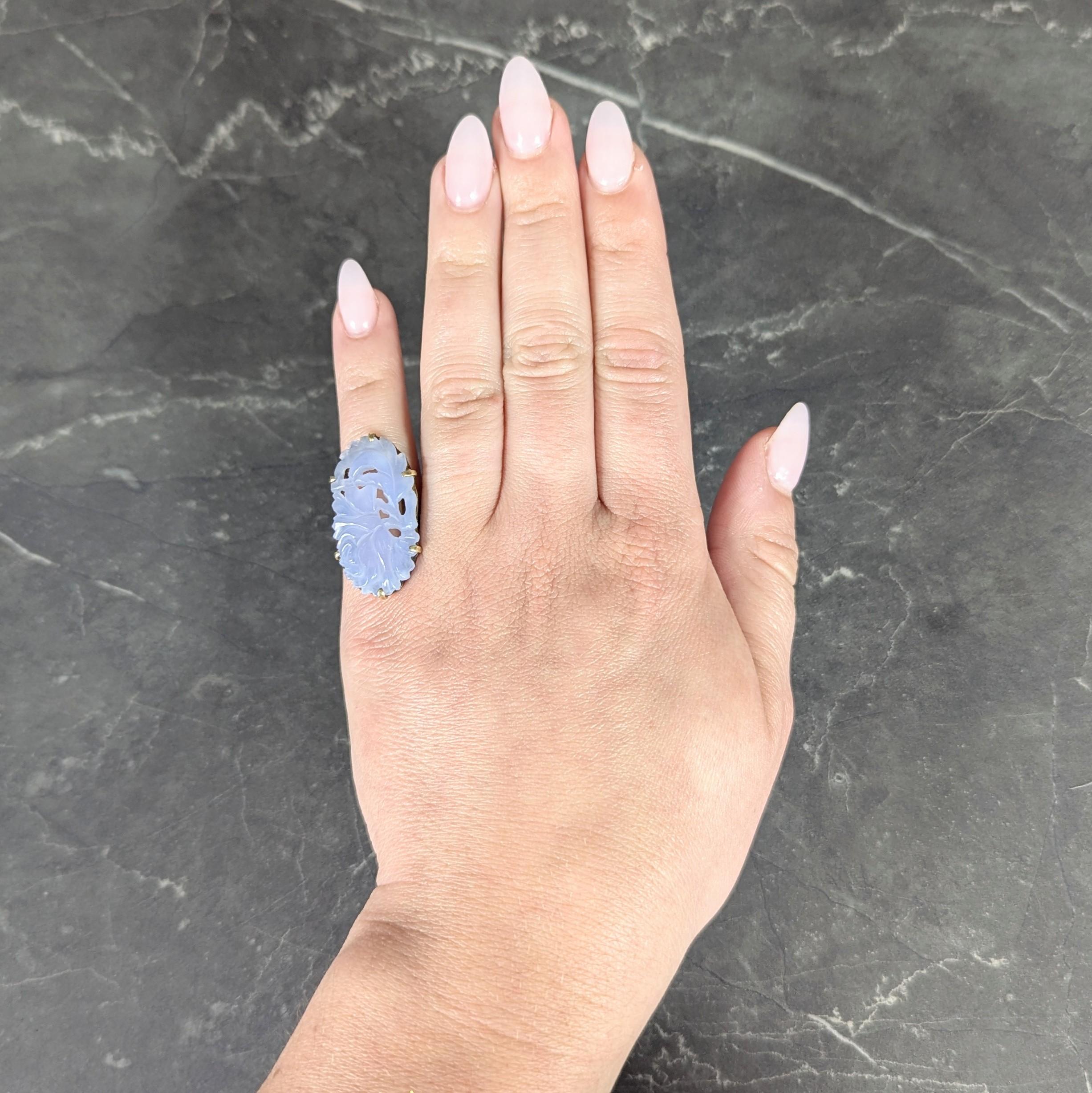 Early Art Deco Blue Chalcedony 14 Karat Yellow Gold Antique Flower Ring