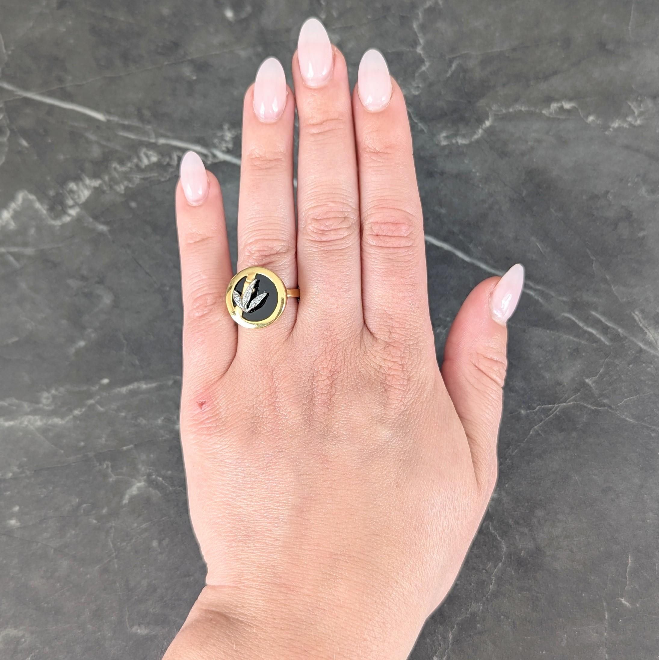 Carrera y Carrera Diamond Onyx 18 Karat Gold Baile de Bambú Signet Bamboo Ring