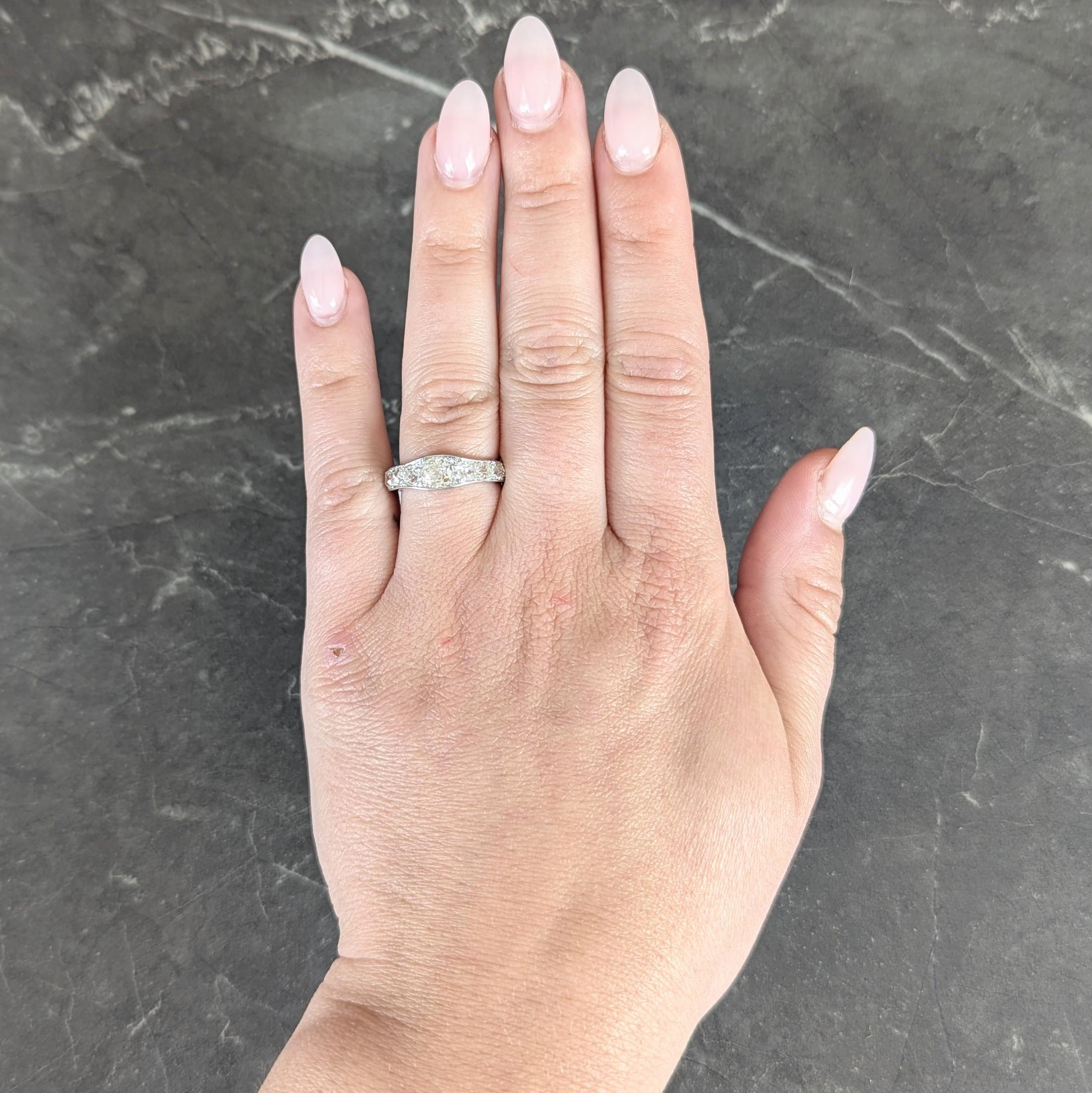 Art Deco 2.50 CTW Old Mine Cut Diamond Platinum 18 Karat Gold Vintage Band Ring