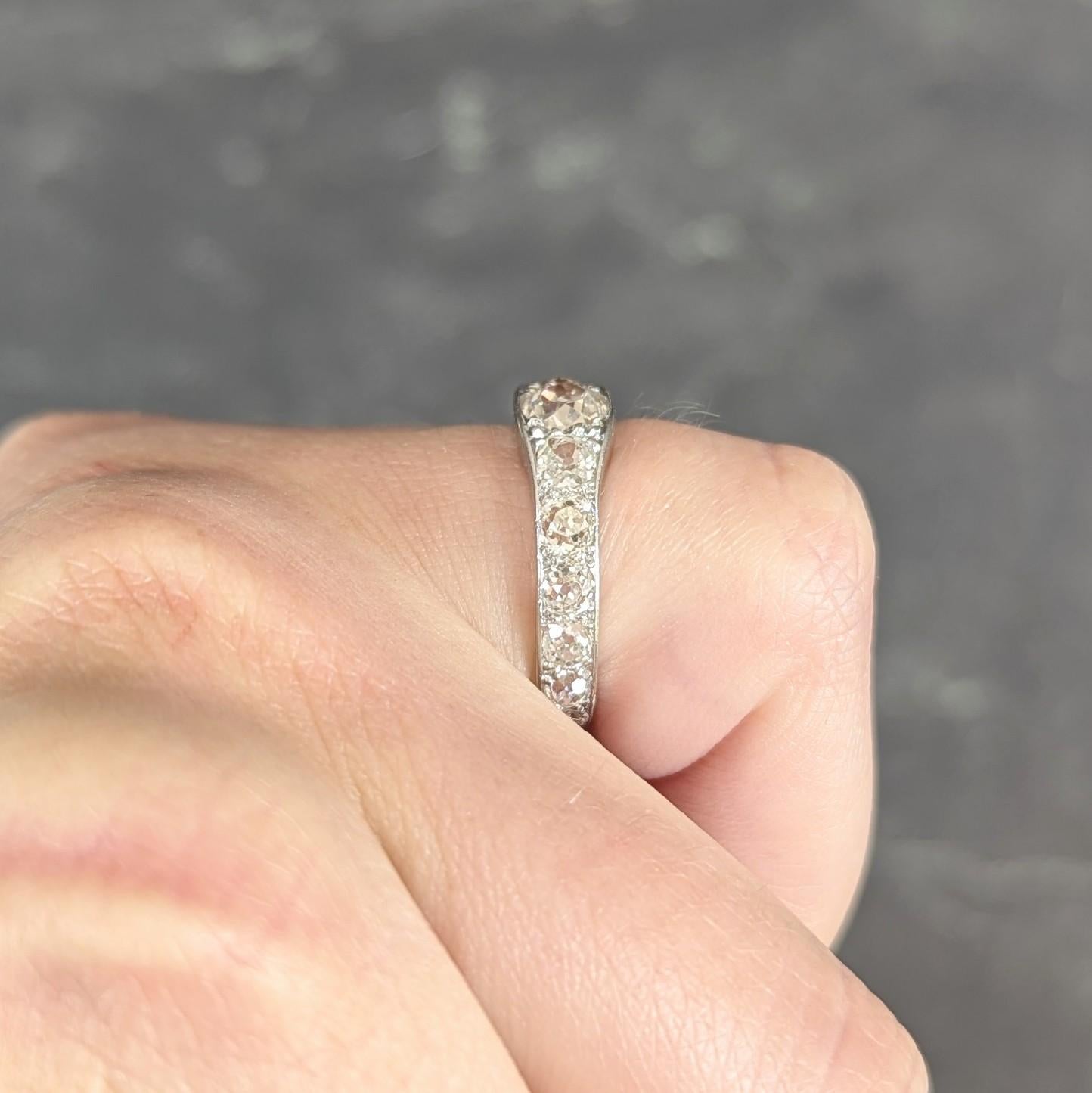 Art Deco 2.50 CTW Old Mine Cut Diamond Platinum 18 Karat Gold Vintage Band Ring