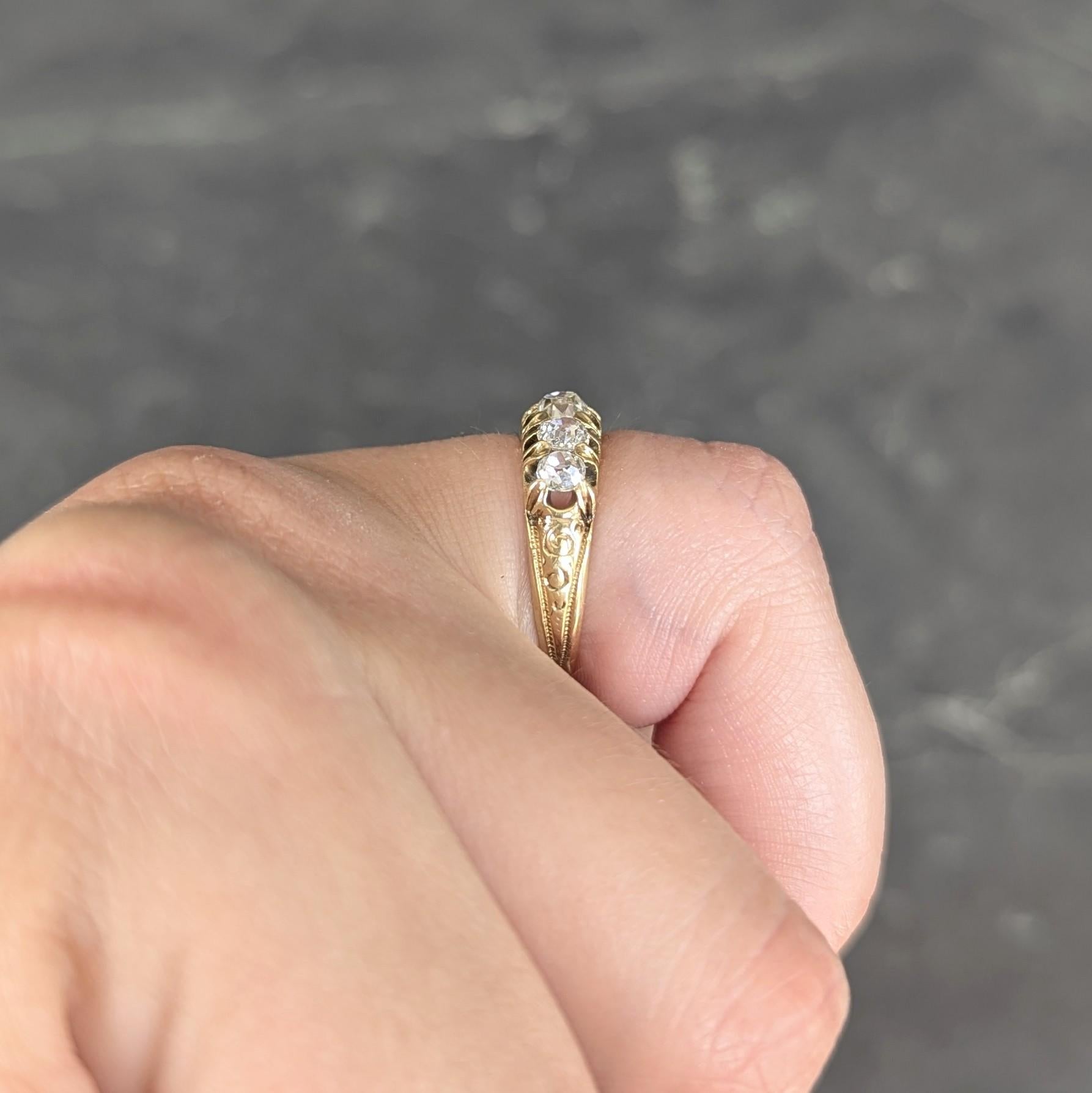 Victorian 0.95 CTW Old Mine Diamond 18K Gold Antique Five Stone Scroll Band Ring