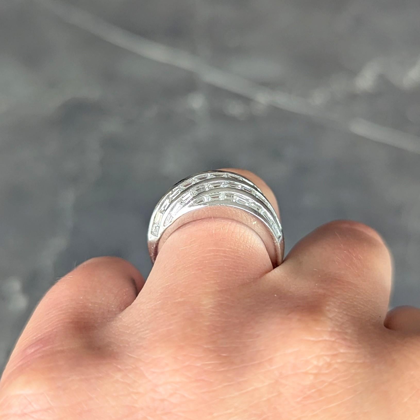 Contemporary 2.25 CTW Diamond 18 Karat White Gold Twist Multi-Row Band Ring