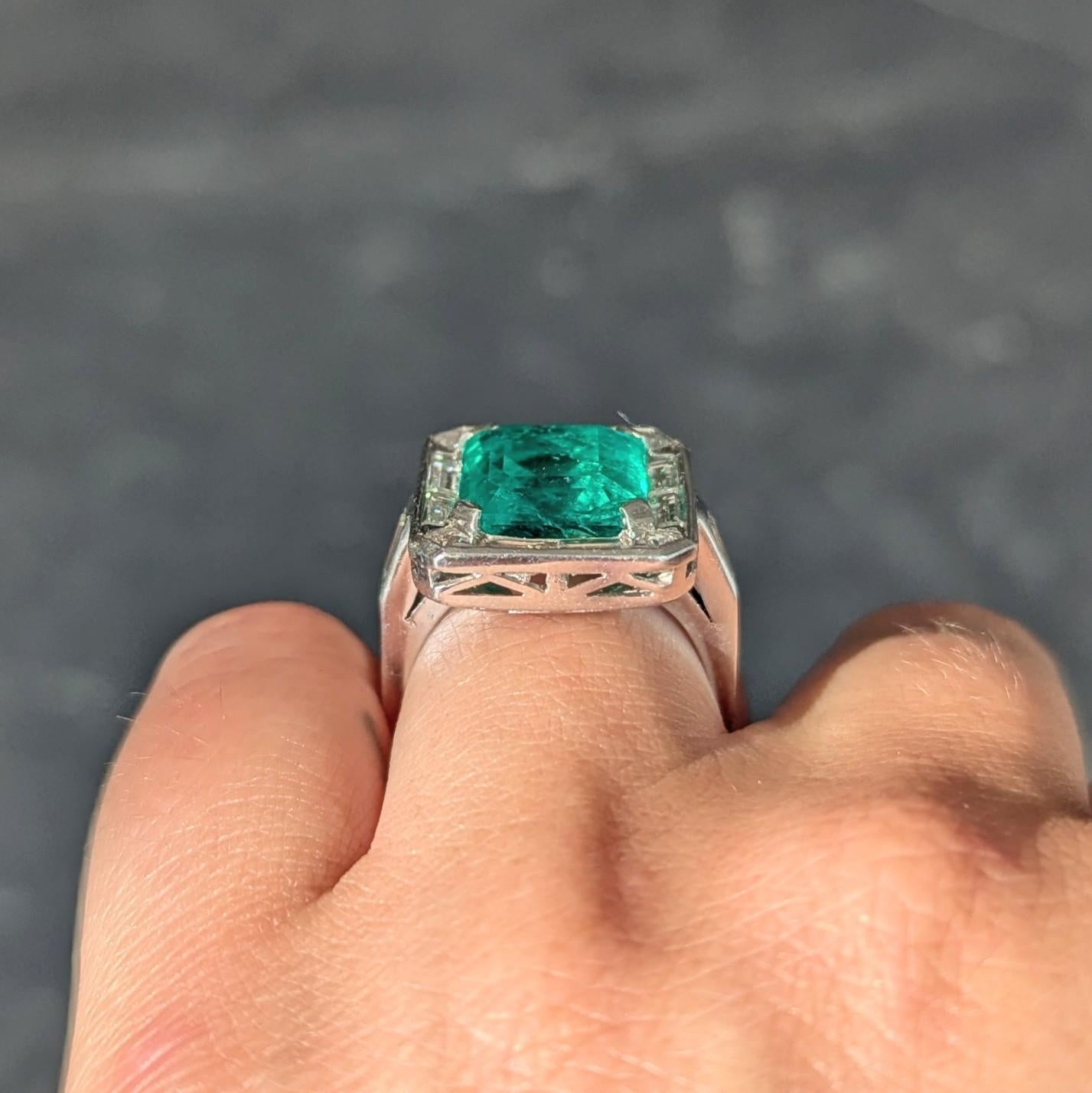 Mid-Century 7.00 CTW Colombian Emerald Diamond Platinum Vintage Halo Ring GIA