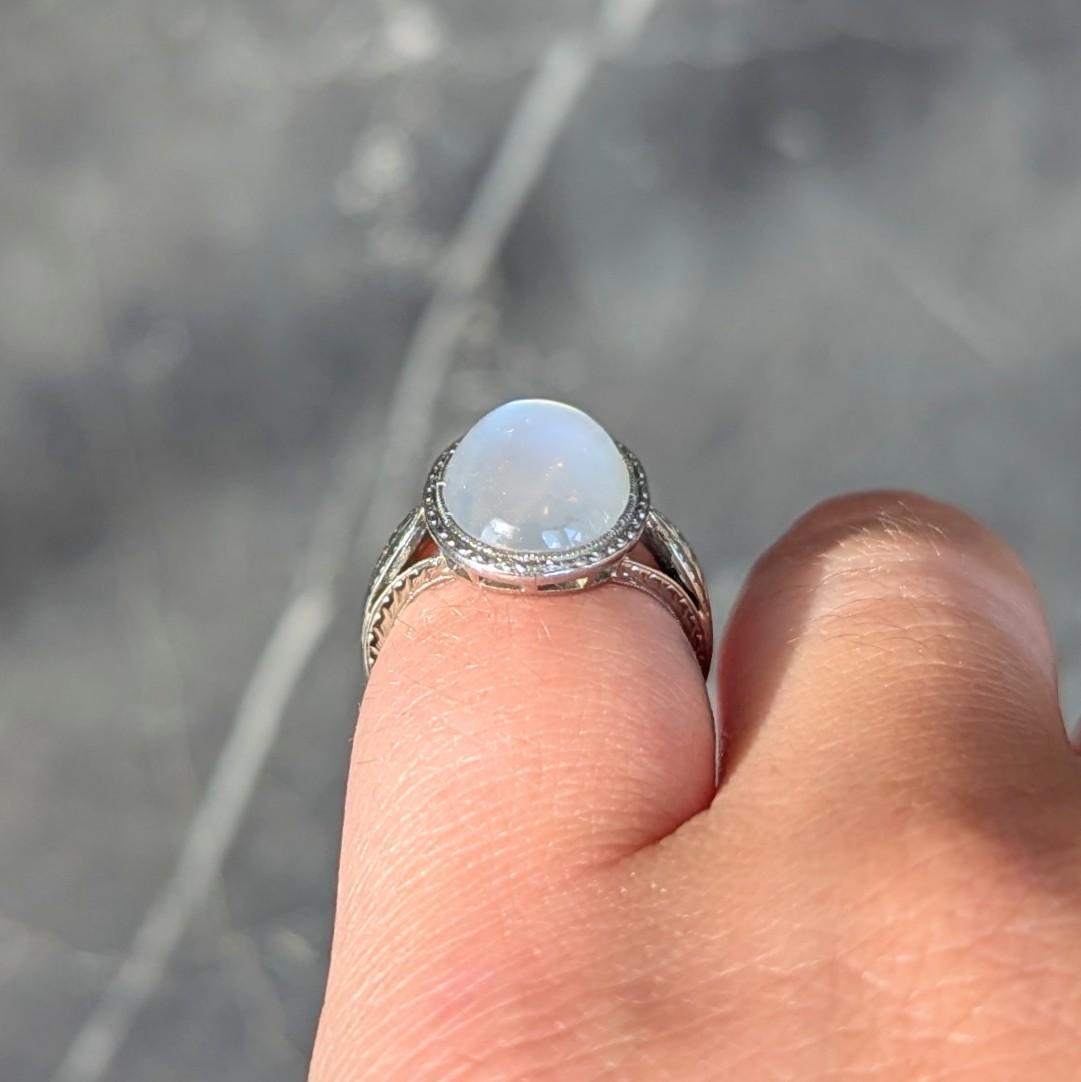 Art Deco Moonstone 18 Karat White Gold Vintage Wheat Dinner Ring