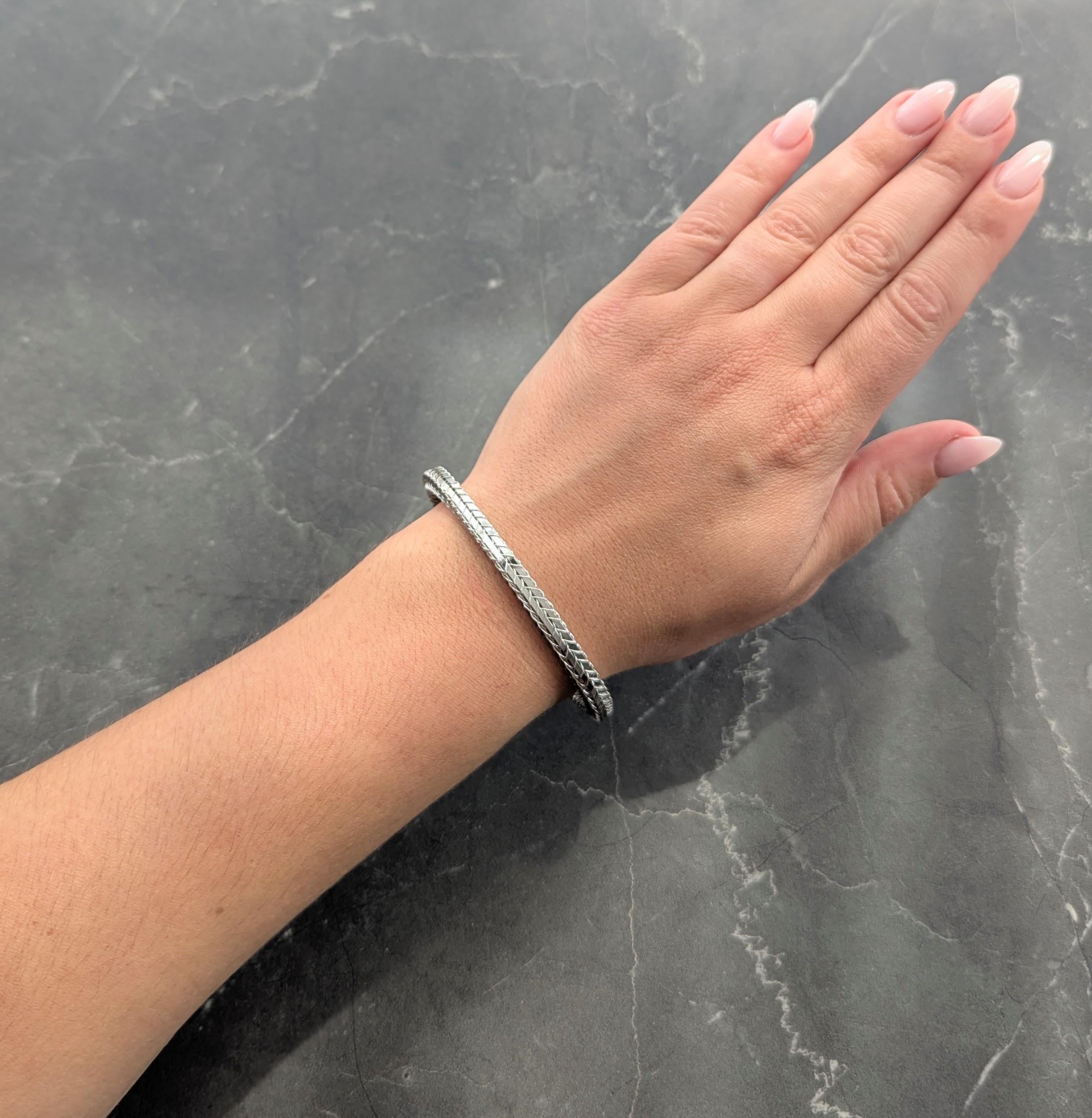 Roberto Coin Contemporary Diamond 18 Karat White Gold Woven Wheat Cuff Bracelet