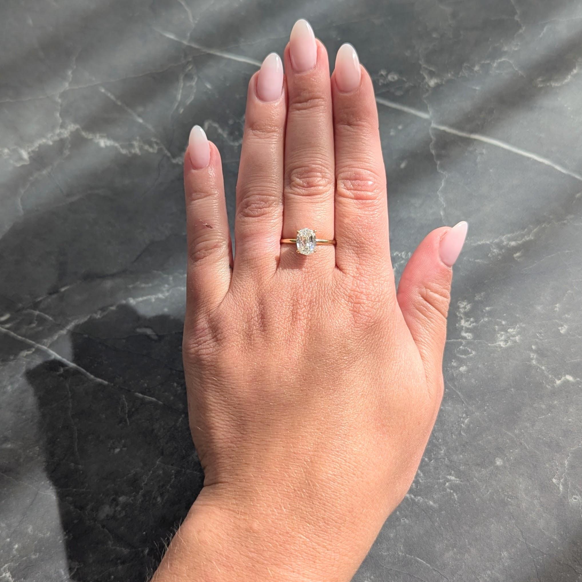 Contemporary 2.06 CTW Oval Diamond 18K Gold Solitaire Engagement Ring GIA