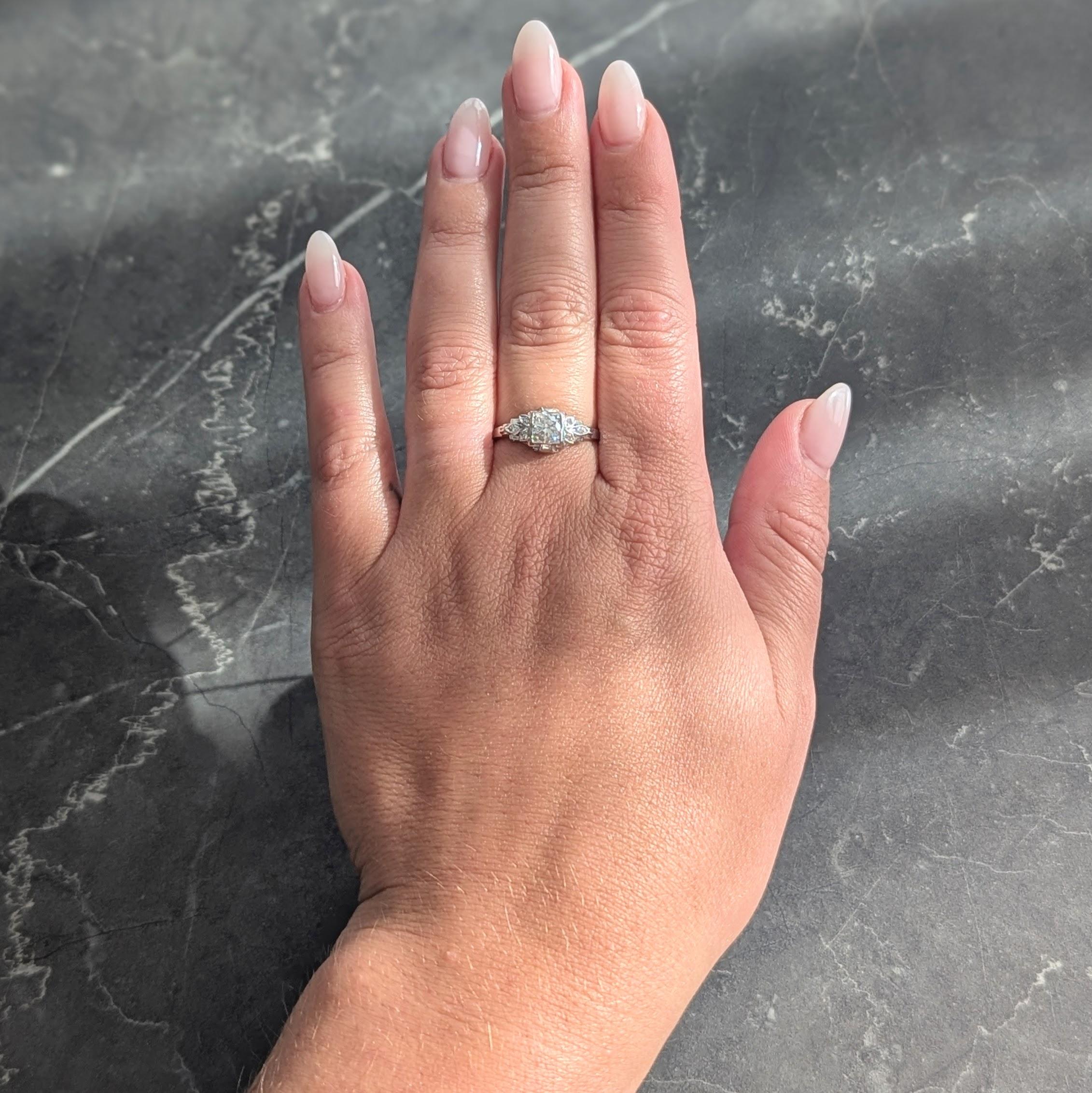 Jabel Art Deco European Diamond 18K White Gold Vintage Foliate Engagement Ring