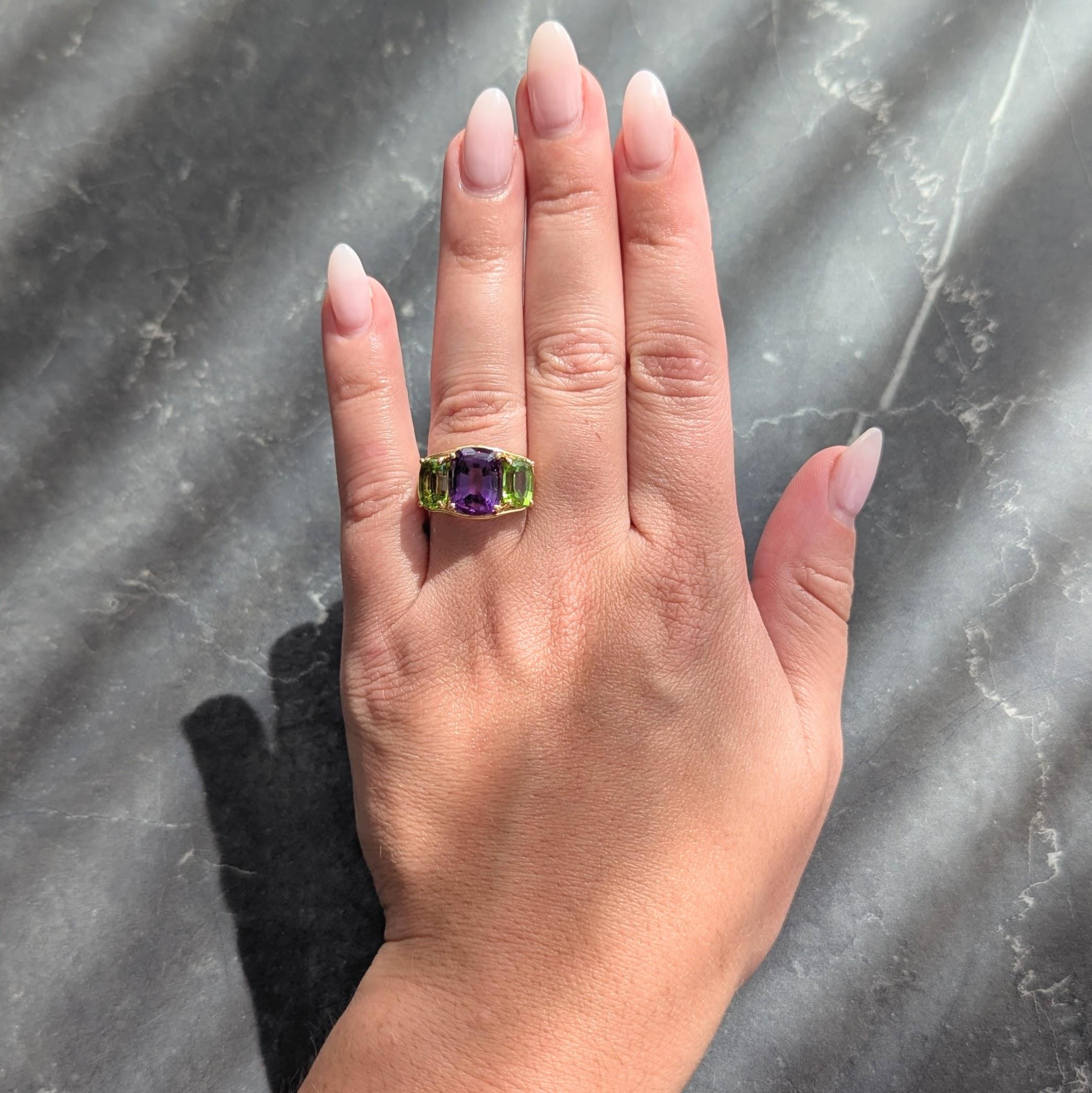 Verdura 1990's Amethyst Peridot 18 Karat Yellow Gold Vintage Three Stone Ring