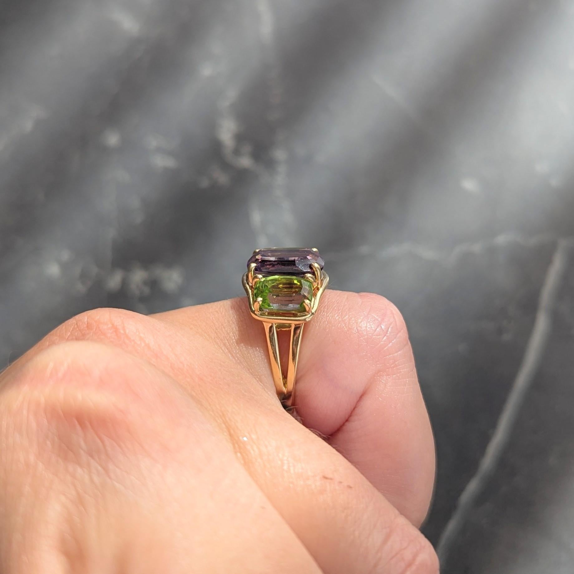 Verdura 1990's Amethyst Peridot 18 Karat Yellow Gold Vintage Three Stone Ring