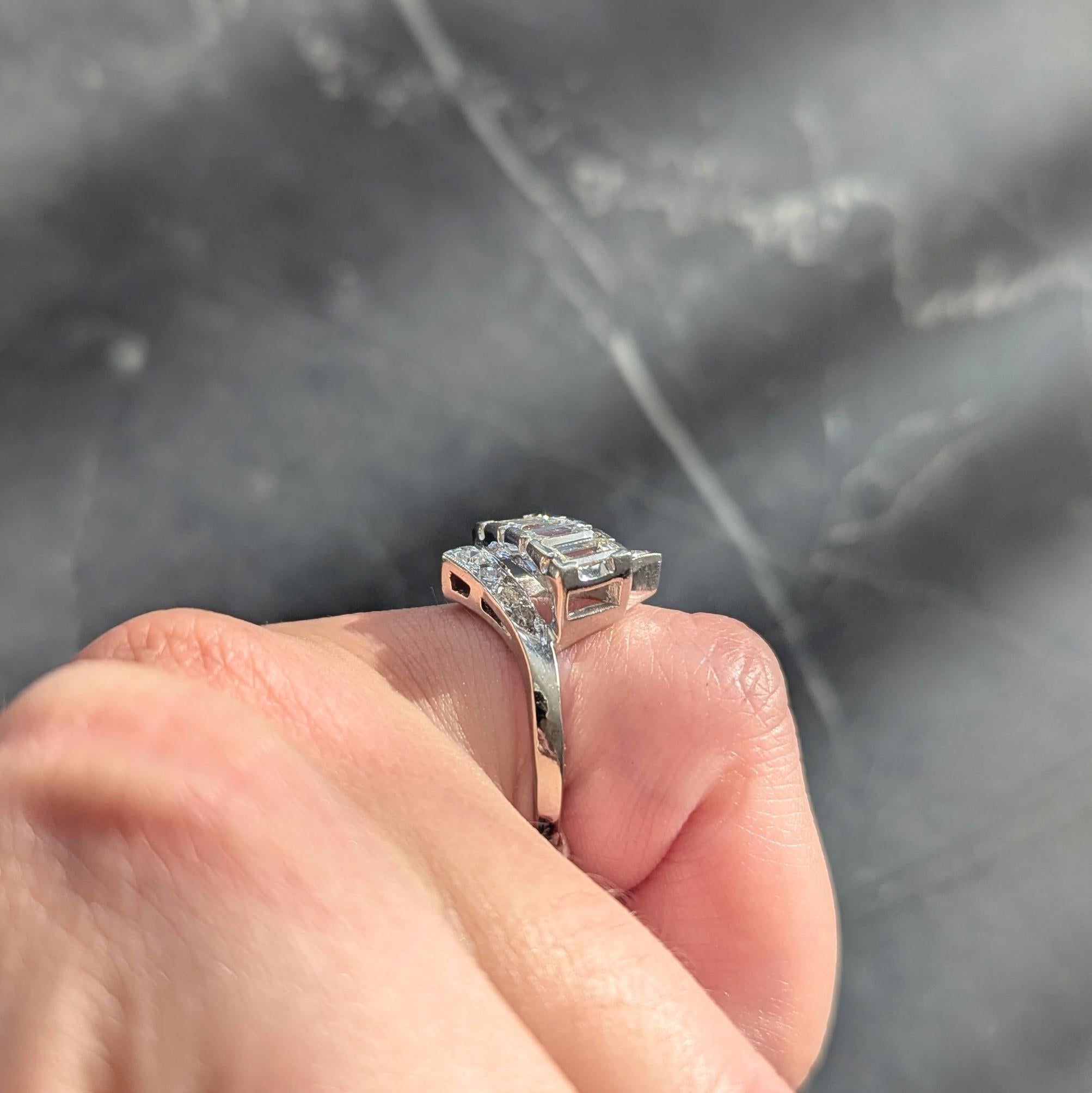 Mid-Century 1.00 CTW Diamond 14 Karat Gold Vintage Ribbon Bypass Ring