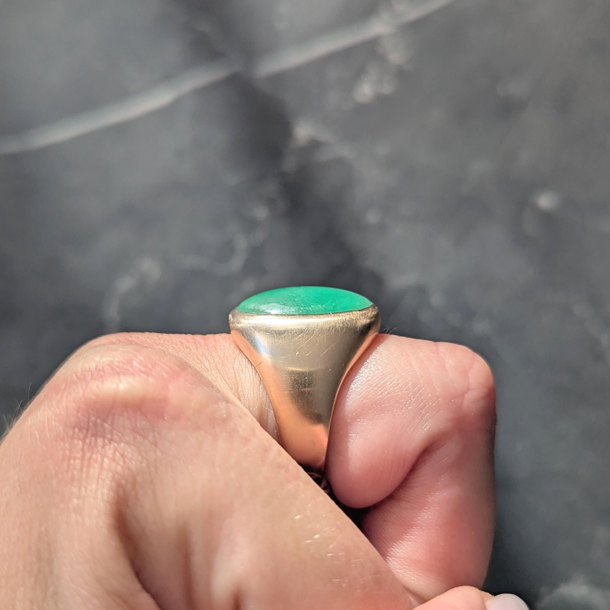 Early Art Deco Jade 14 Karat Yellow Gold Antique Signet Ring