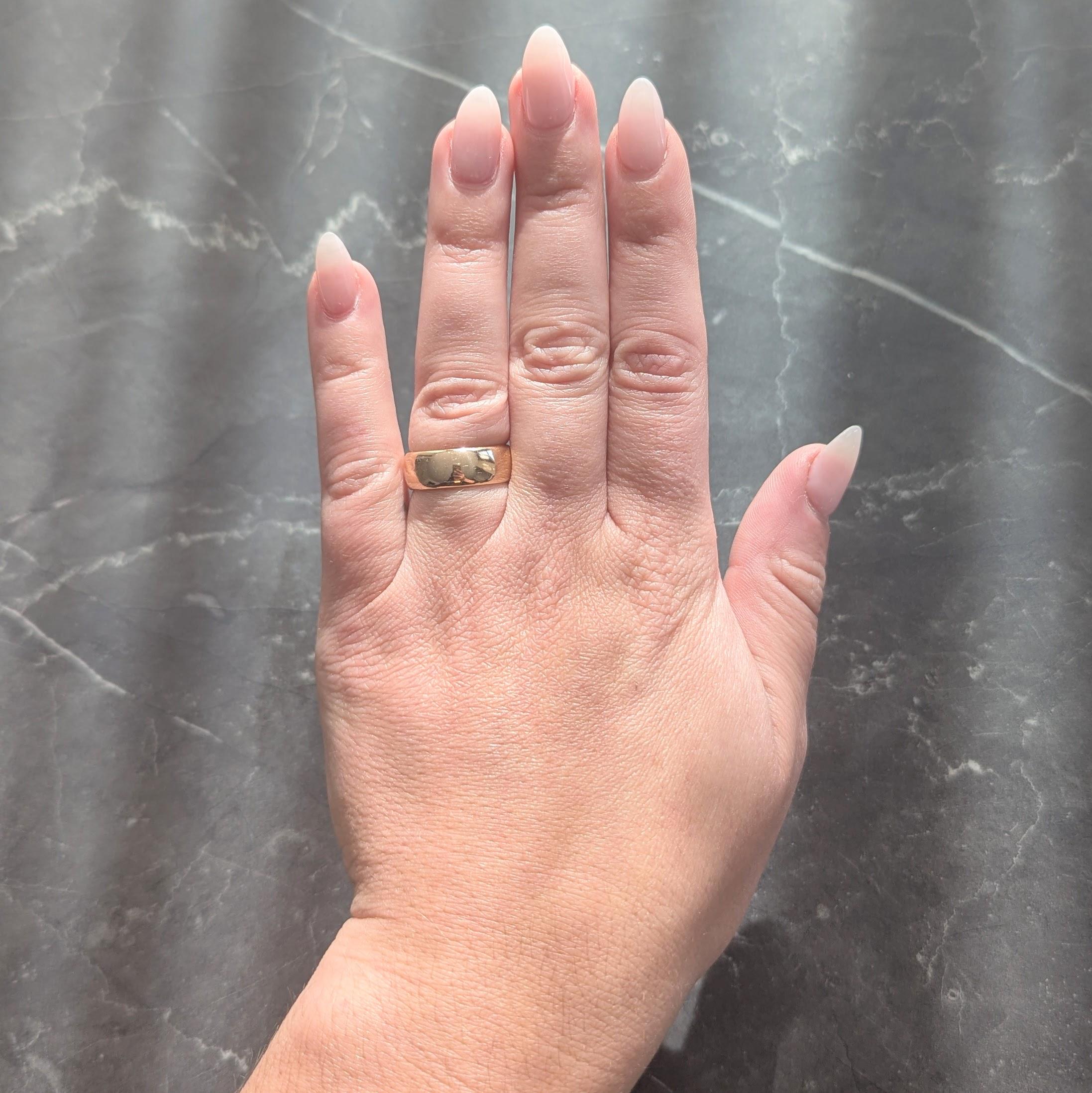 C.D. Peacock 1904 18 Karat Yellow Gold Vintage Wedding Cigar Band Ring