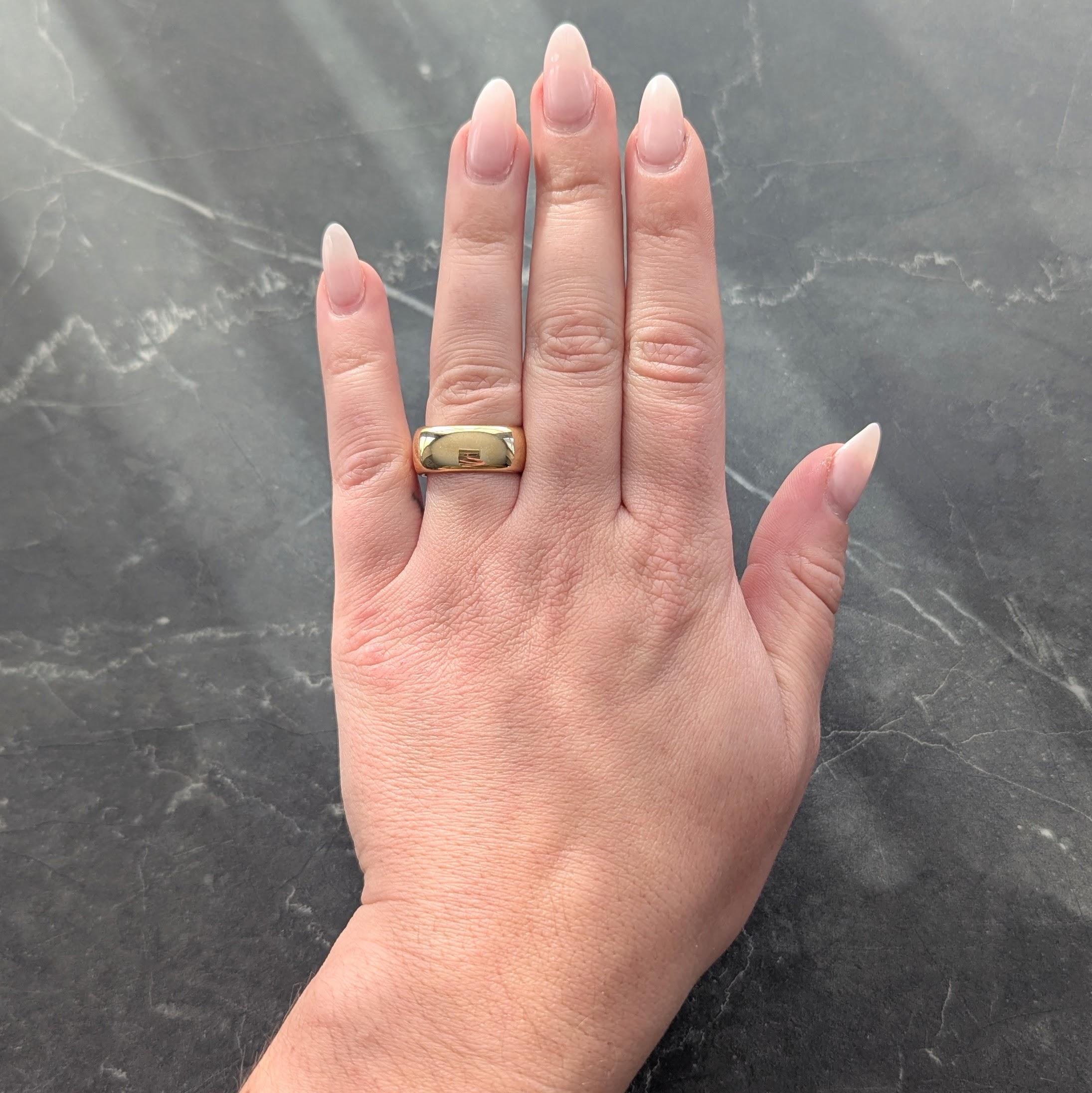 Tiffany & Co. 2003 18 Karat Yellow Gold Vintage Cushion Band Ring