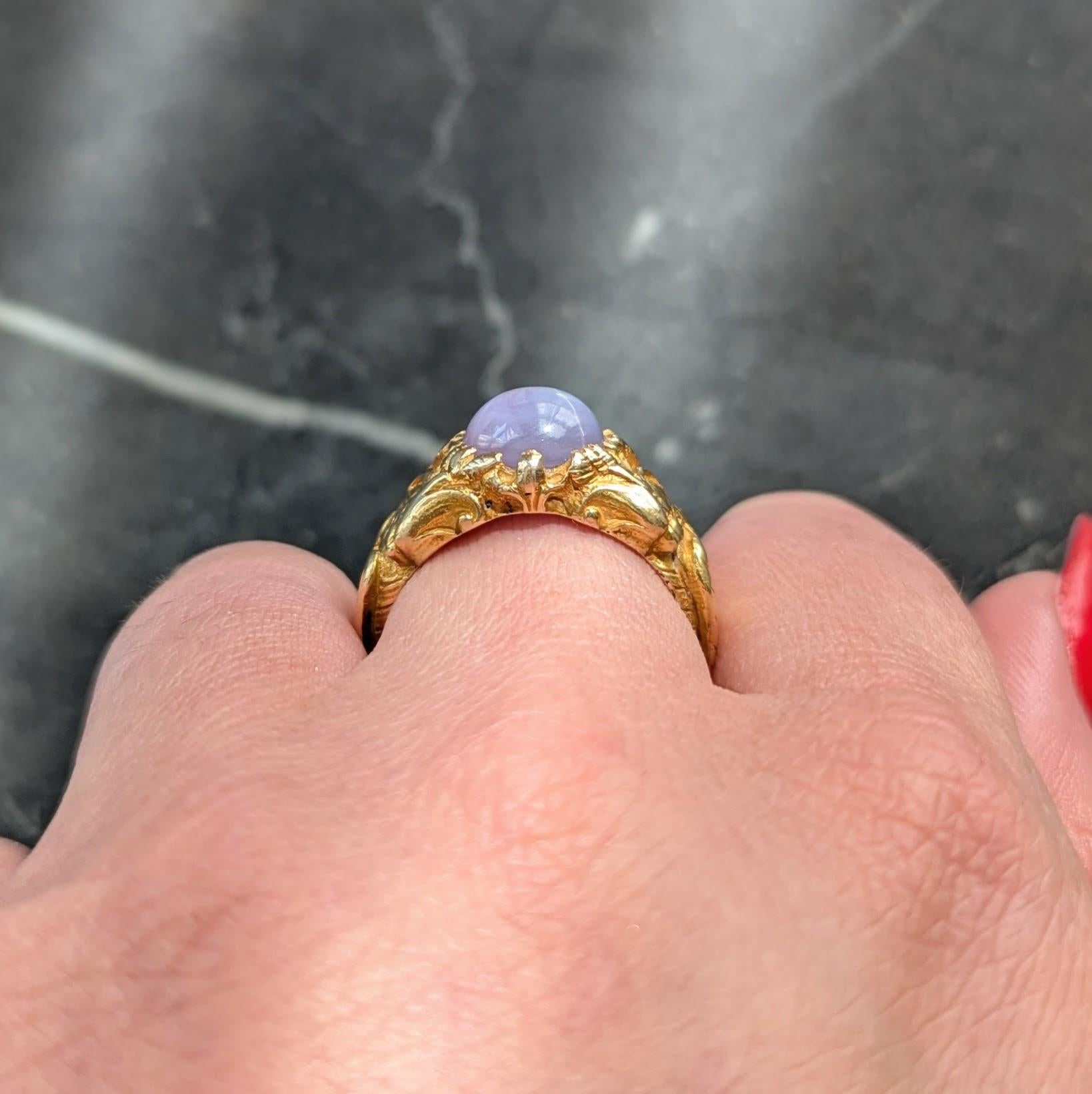 Art Nouveau 1911 Star Sapphire 18 Karat Yellow Gold Antique Unisex Griffon Ring