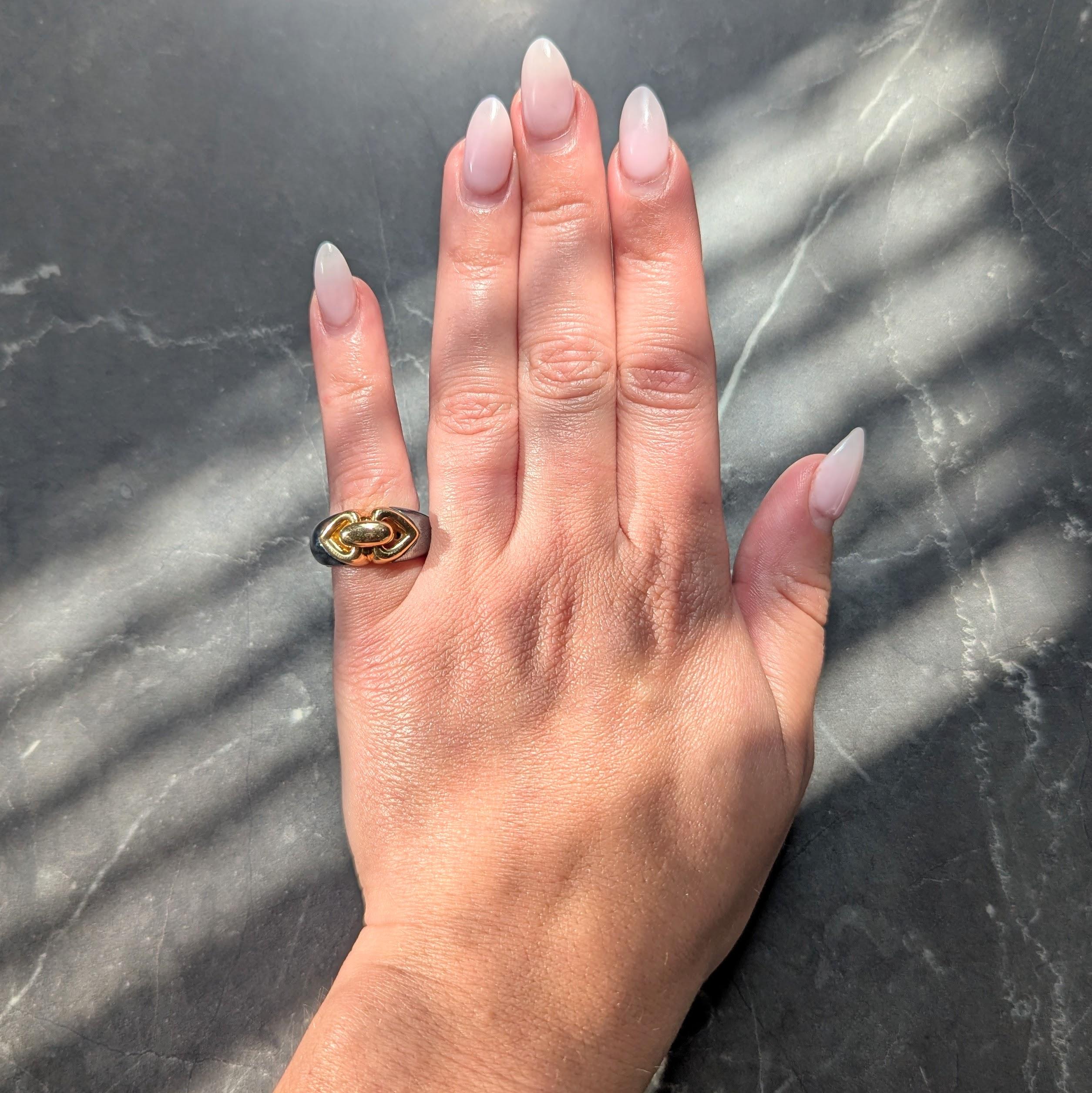 Bulgari 1980's Hematite 18 Karat Yellow Gold Vintage Doppio Cuore Ring