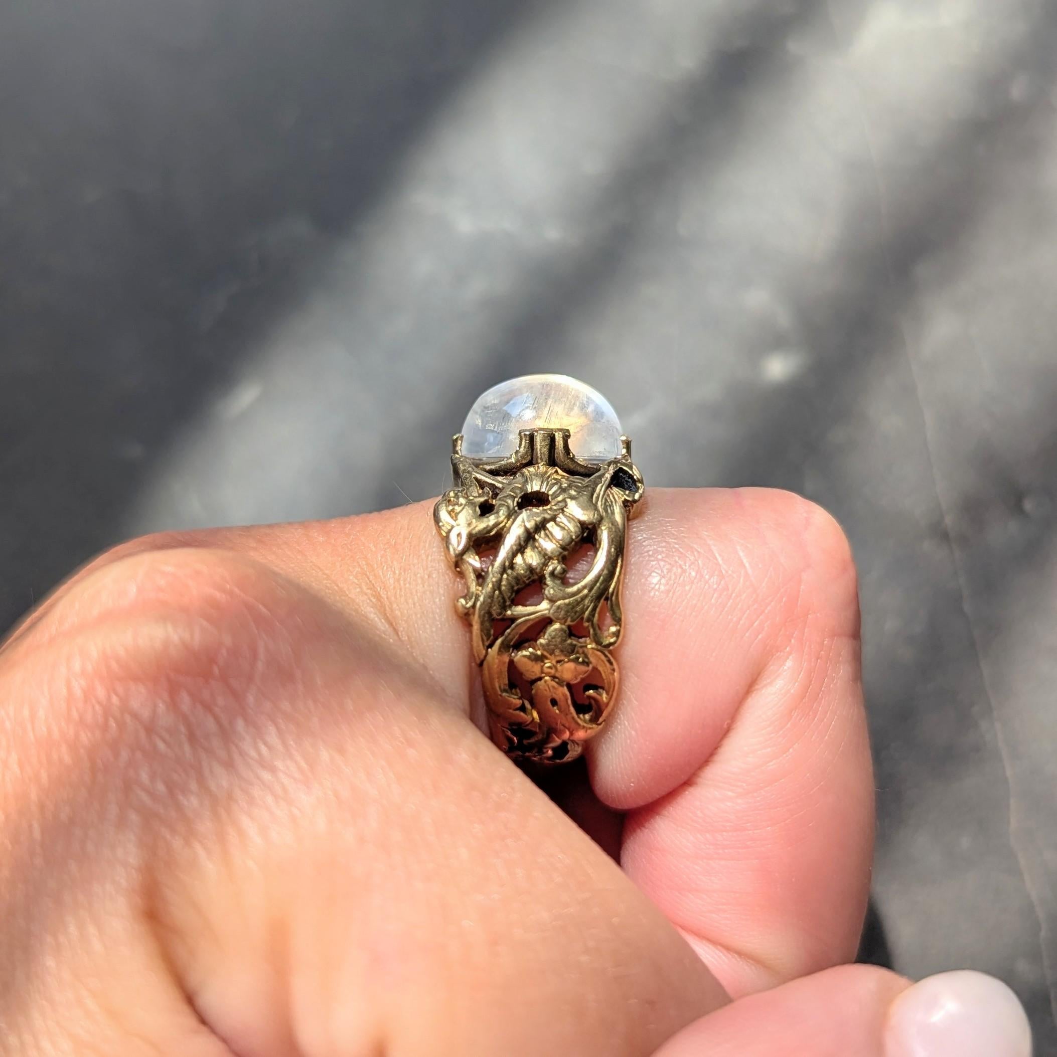 Art Nouveau Moonstone 18 Karat Yellow Gold Antique Griffon Unisex Foliate Ring