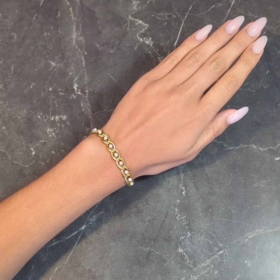 French Edwardian Pearl 18 Karat Yellow Gold Antique Curb Link Bracelet
