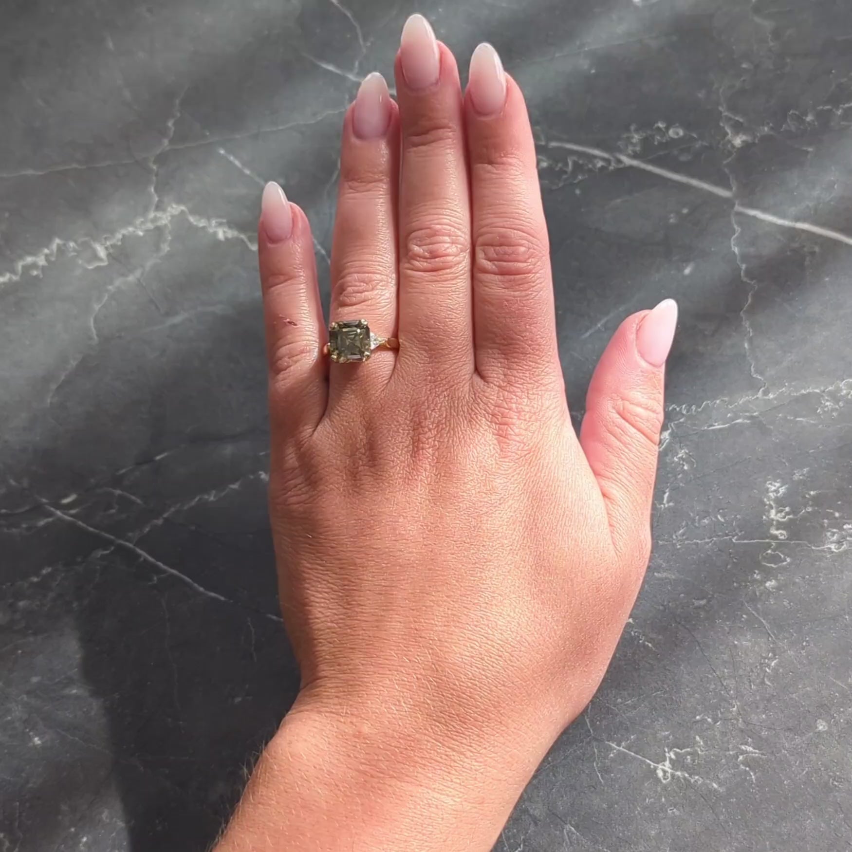 Van Cleef & Arpels 1990's 5.31 CTW Fancy Green Diamond 18K Gold Vintage Ring