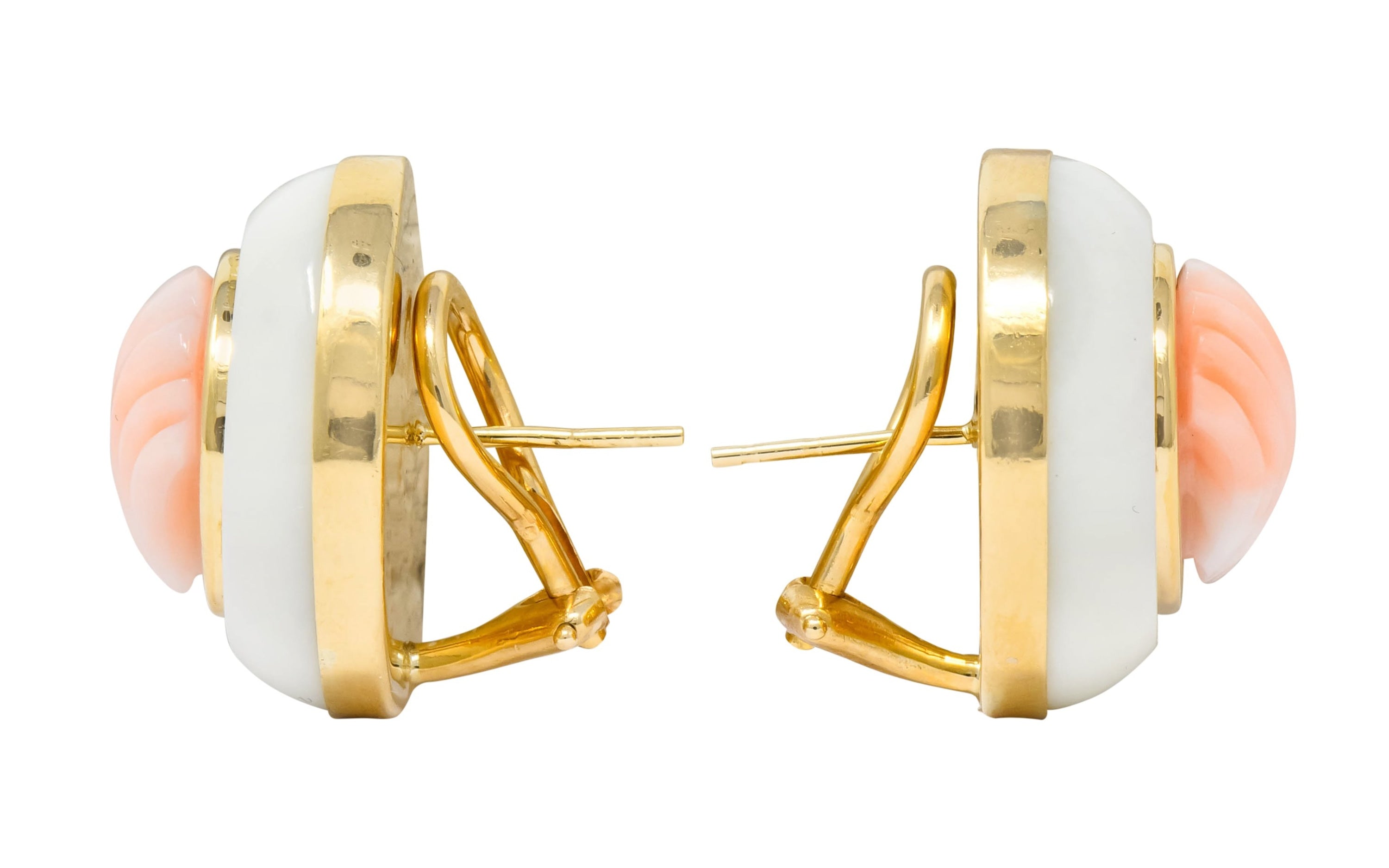 1990s Vintage Coral 14 Karat Gold Circular Shell Earrings - Wilson's Estate Jewelry