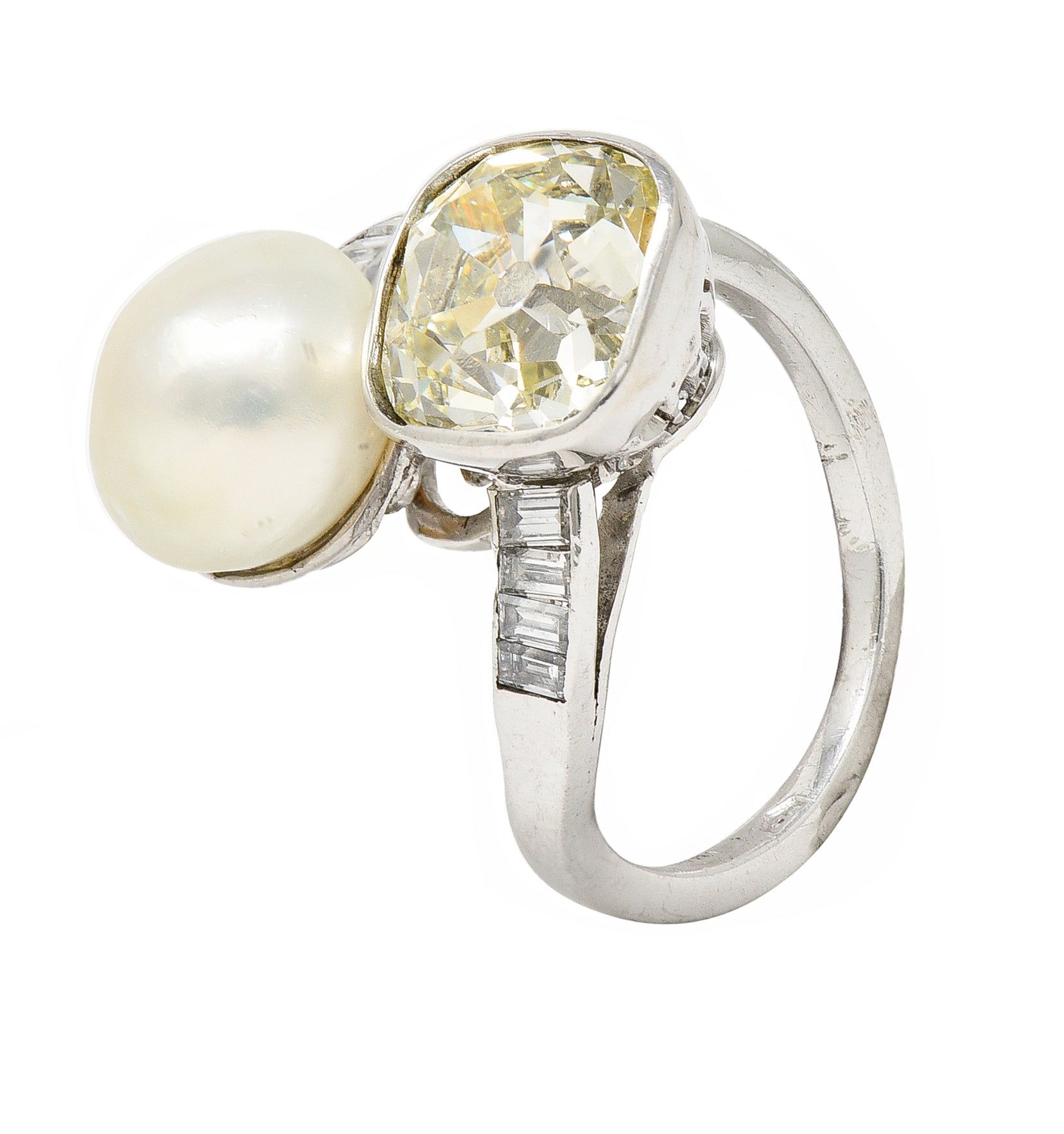 Mid-Century 3.52 CTW Diamond Pinctada Pearl Platinum Toi-Et-Moi Vintage Ring GIA