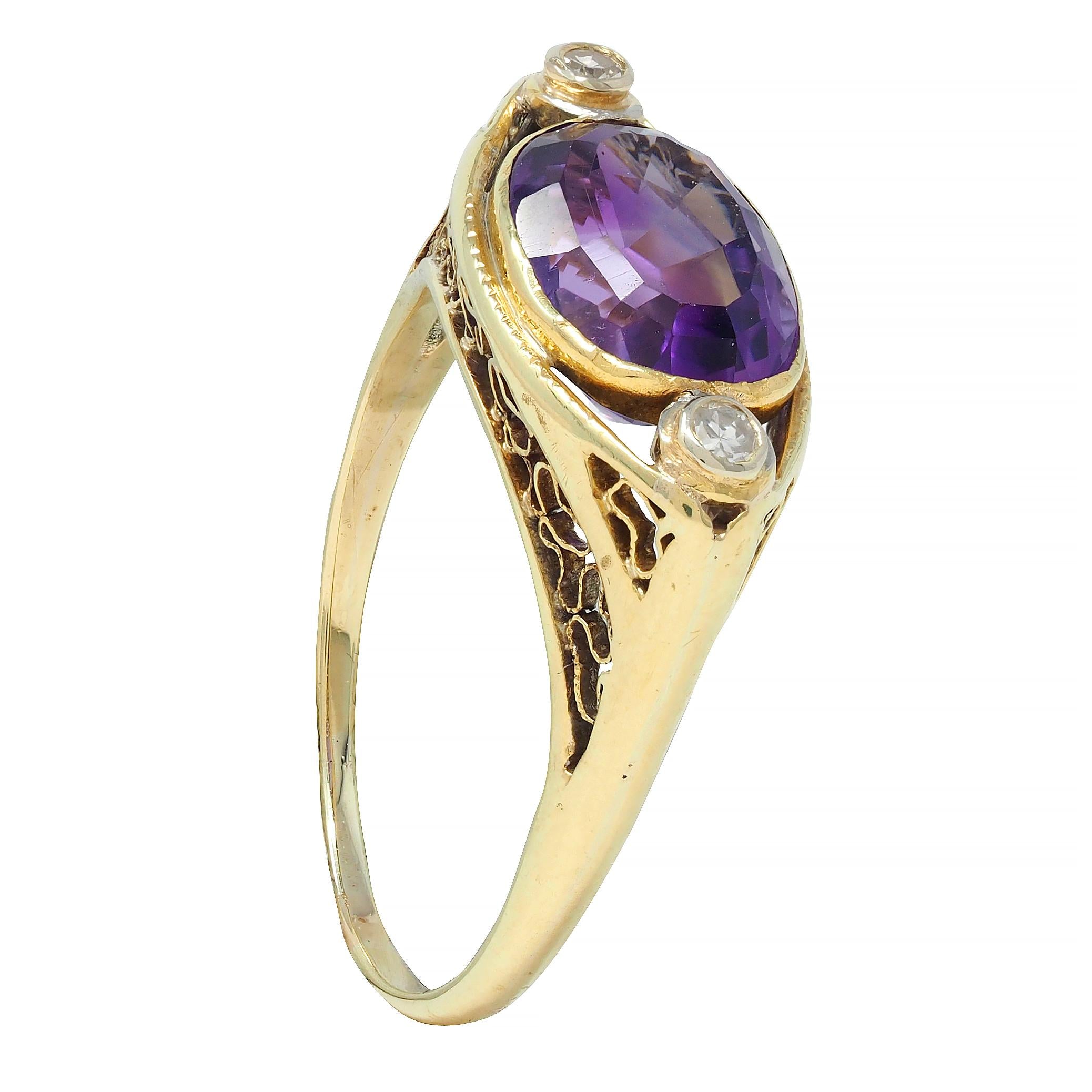 Arts & Crafts Amethyst Diamond 14 Karat Yellow Gold Antique Heart Ring