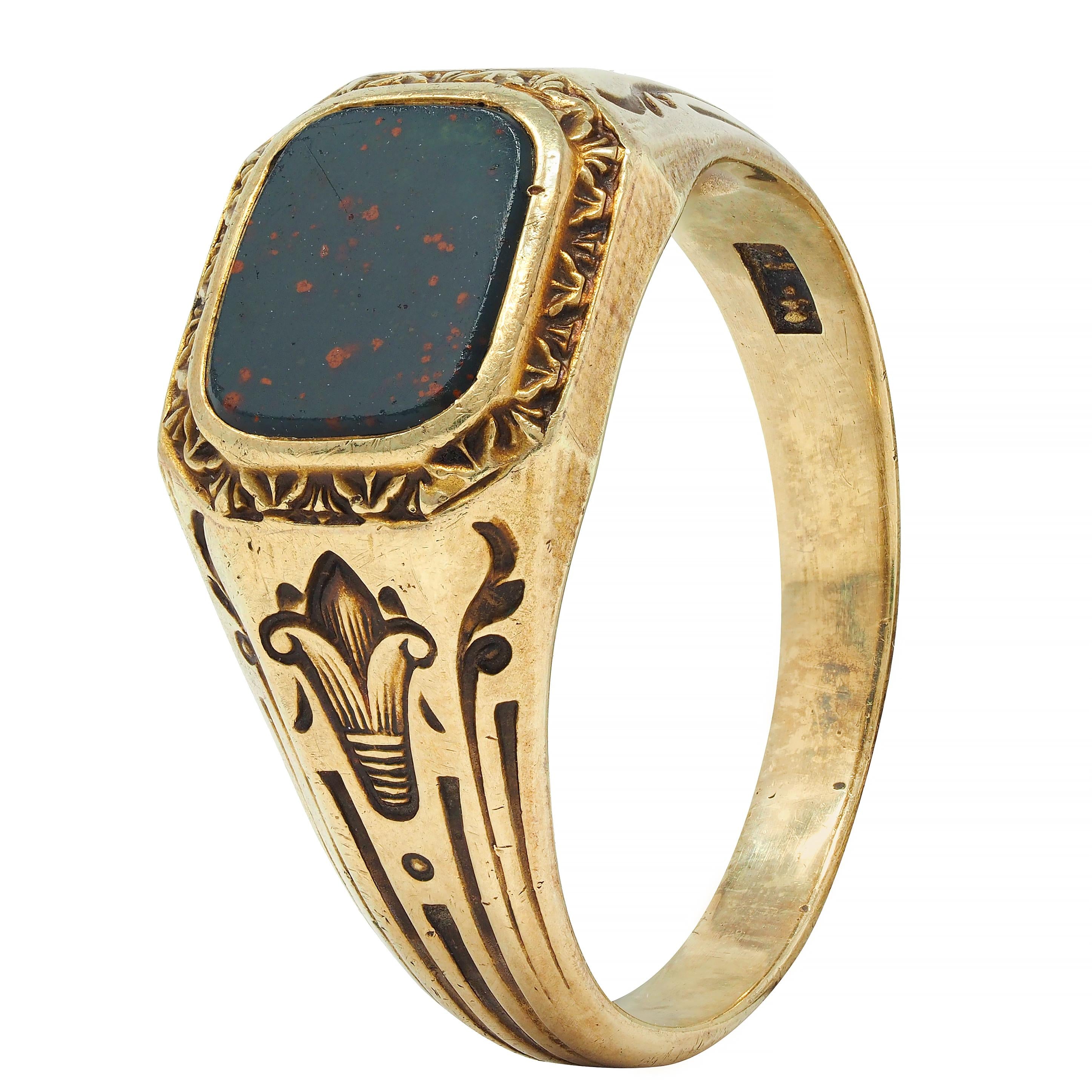 Art Deco Egyptian Revival Bloodstone 14 Karat Yellow Gold Antique Signet Ring