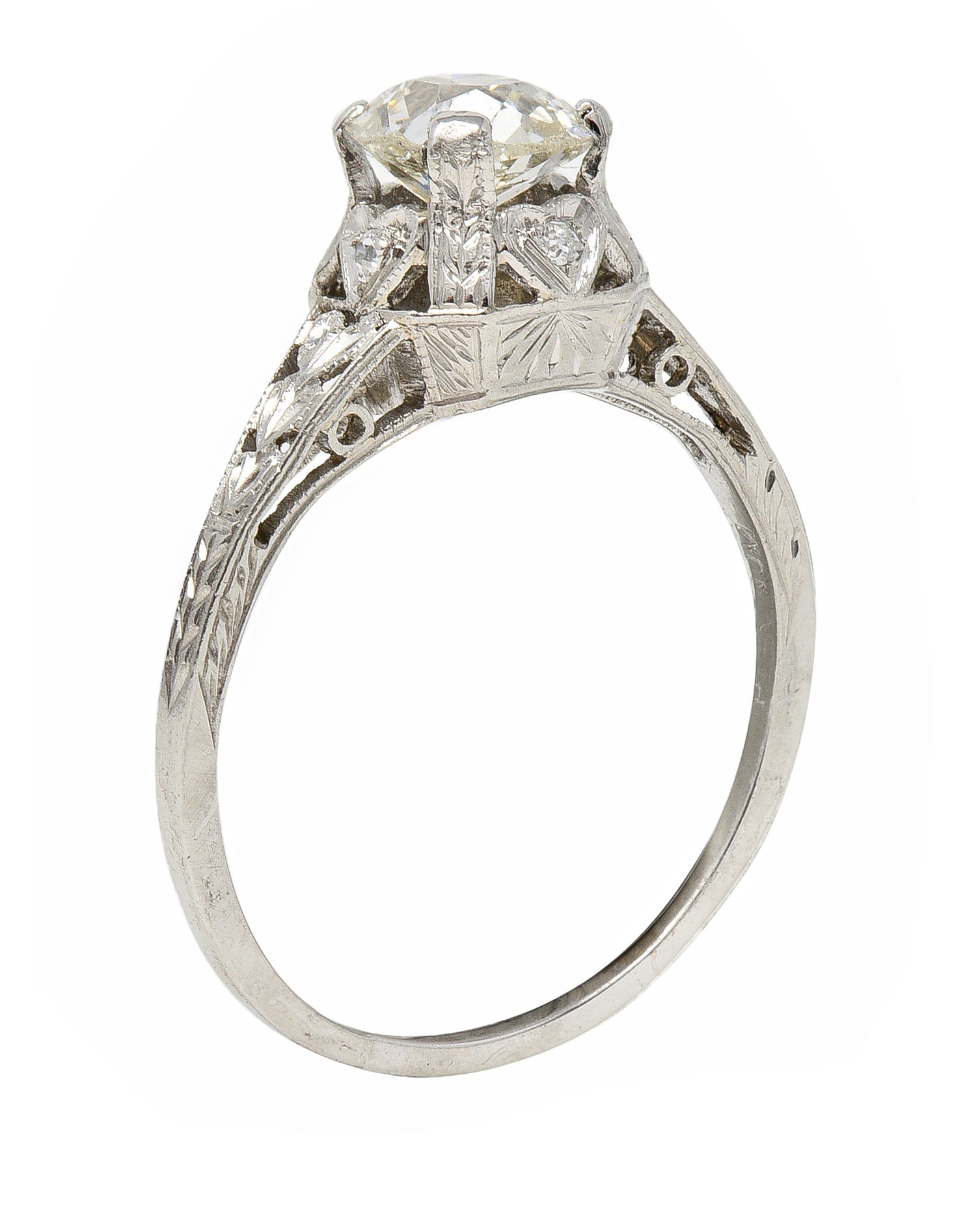 Art Deco 0.91 CTW Diamond Platinum Heart Vintage Engagement Ring