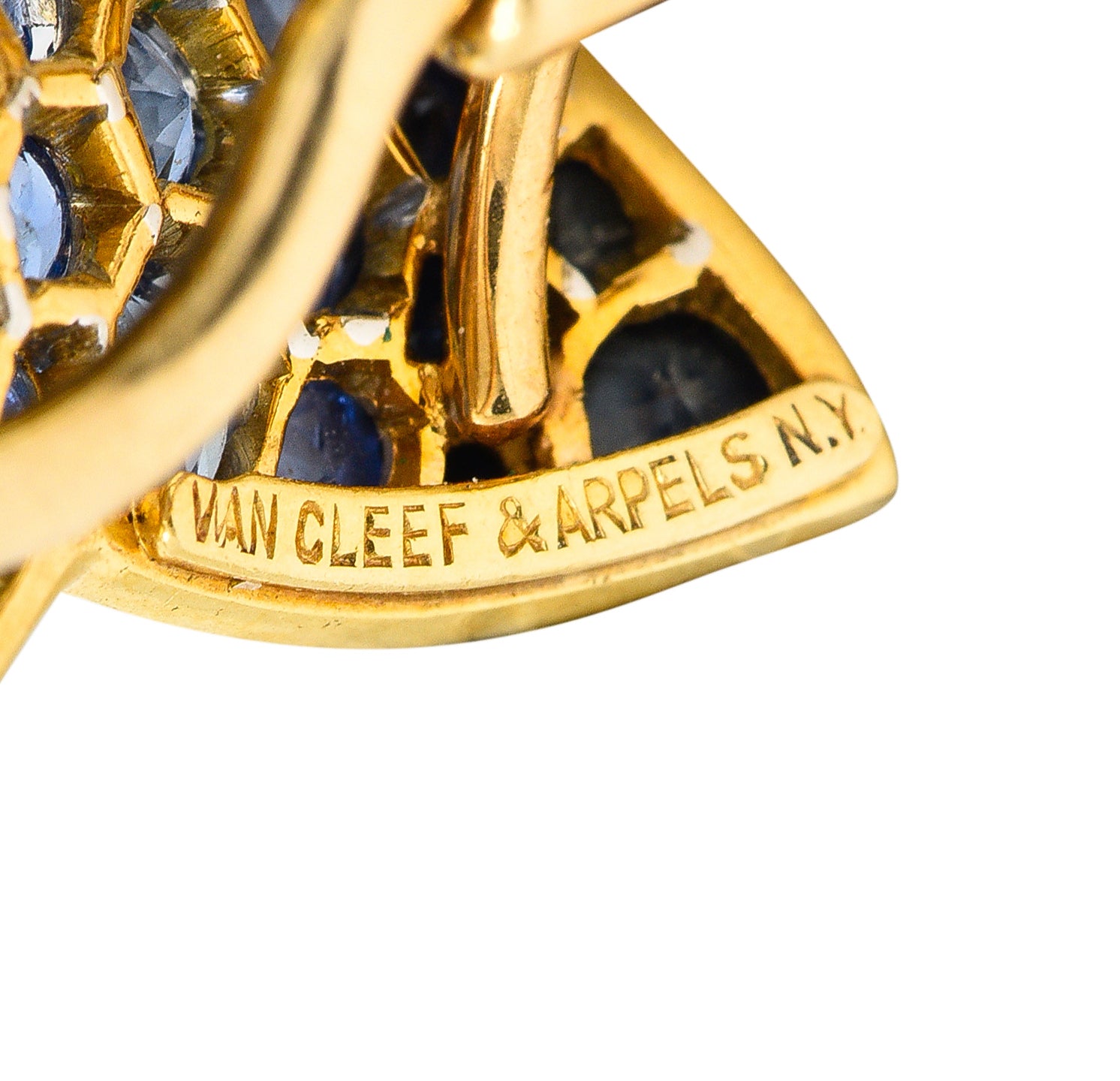 .11111 Van Cleef & Arpels 1960's 13.24 CTW Sapphire Diamond Platinum 18 Karat Yellow Gold Feuilles De Plantan Leaf Ear-Clip Earrings Wilson's Estate Jewelry