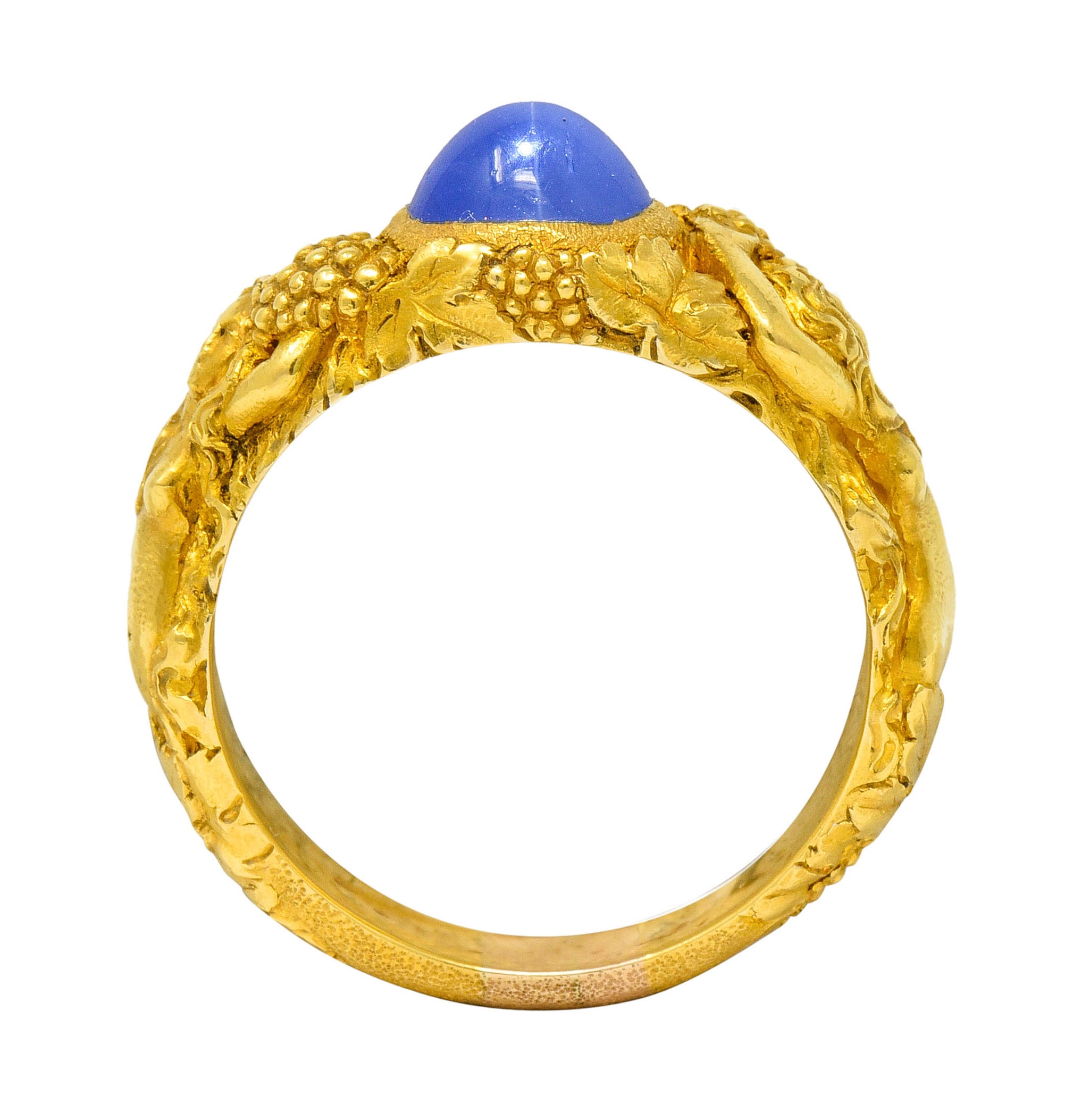 Outstanding Tiffany & Co. Art Nouveau Star Sapphire 18 Karat Gold Bacchantes Unisex Men’s RingRing - Wilson's Estate Jewelry