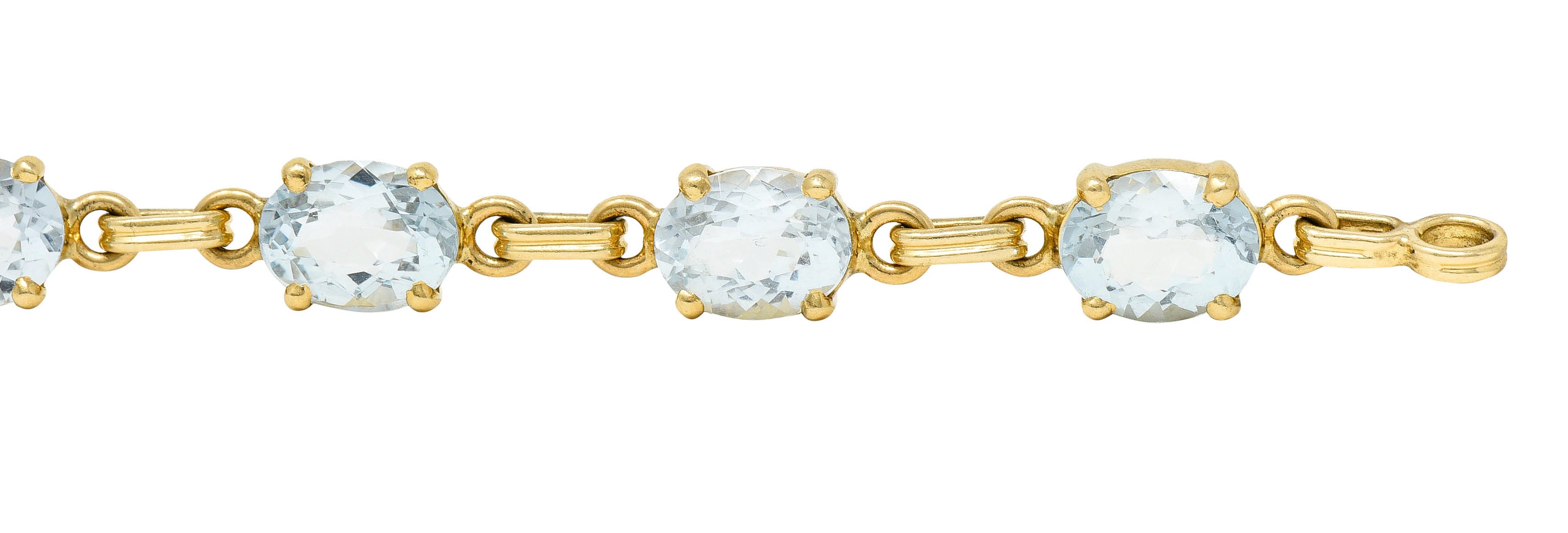 Retro 15.75 CTW Aquamarine 14 Karat Gold Link Braceletbracelet - Wilson's Estate Jewelry
