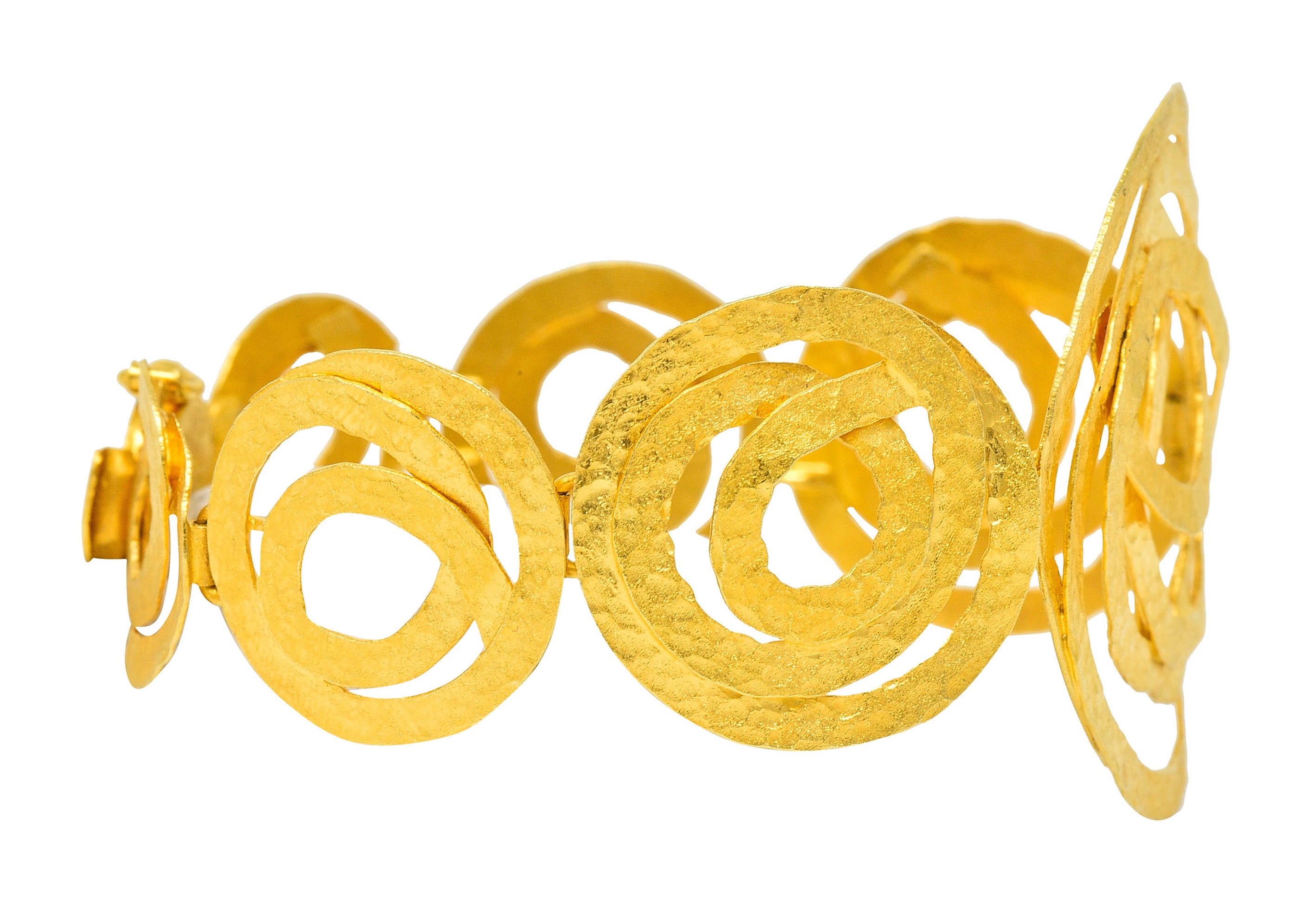 Italian 18 Karat Matte Gold Hammered Circle Braceletbracelet - Wilson's Estate Jewelry