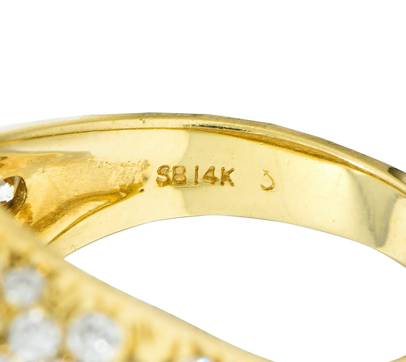 Vintage 3.75 CTW Pave Diamond 14 Karat Gold Bombay Band Ring - Wilson's Estate Jewelry