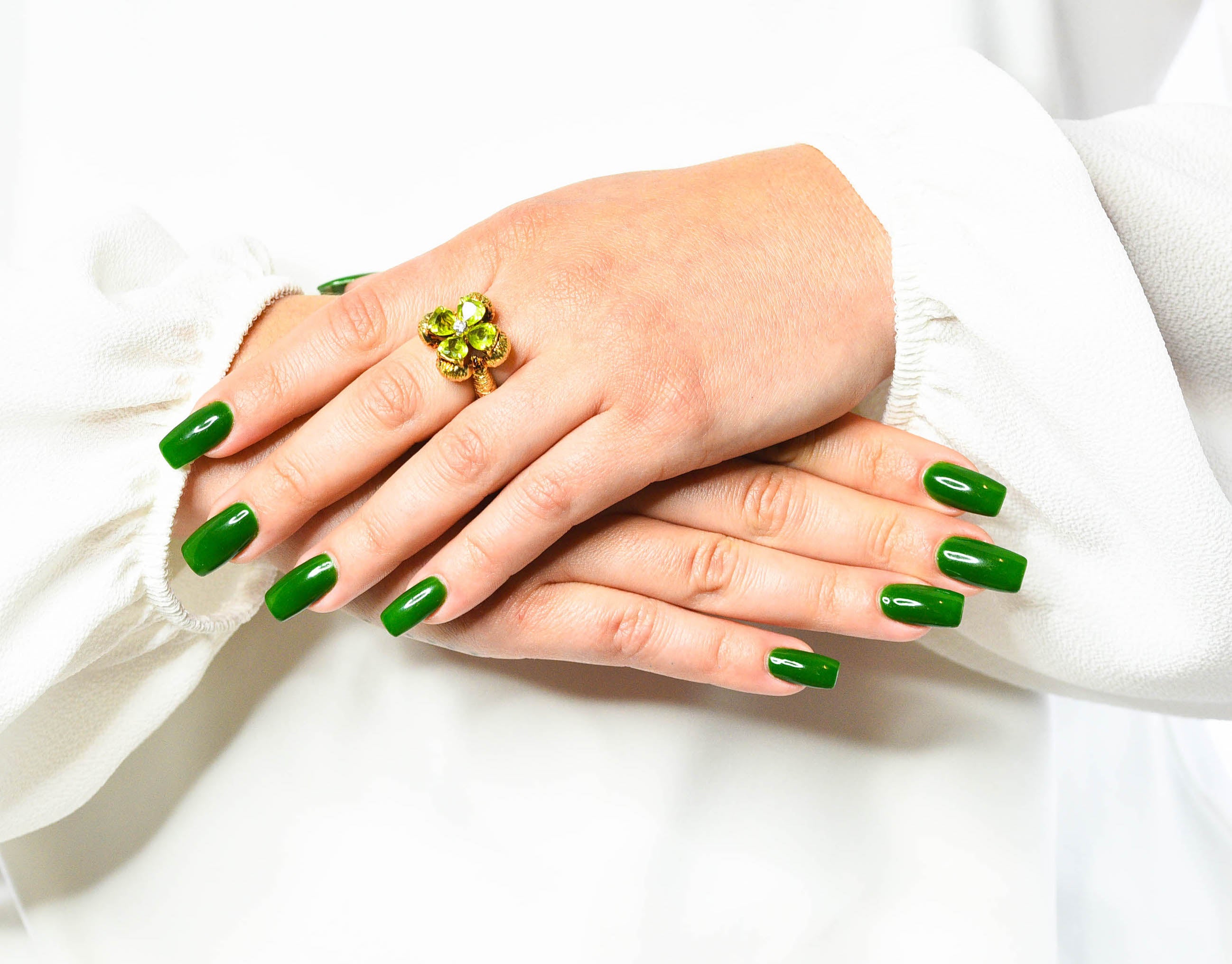 David Trabich 1980's Vintage 2.90 CTW Peridot Diamond 14 Karat Gold Clover RingRing - Wilson's Estate Jewelry