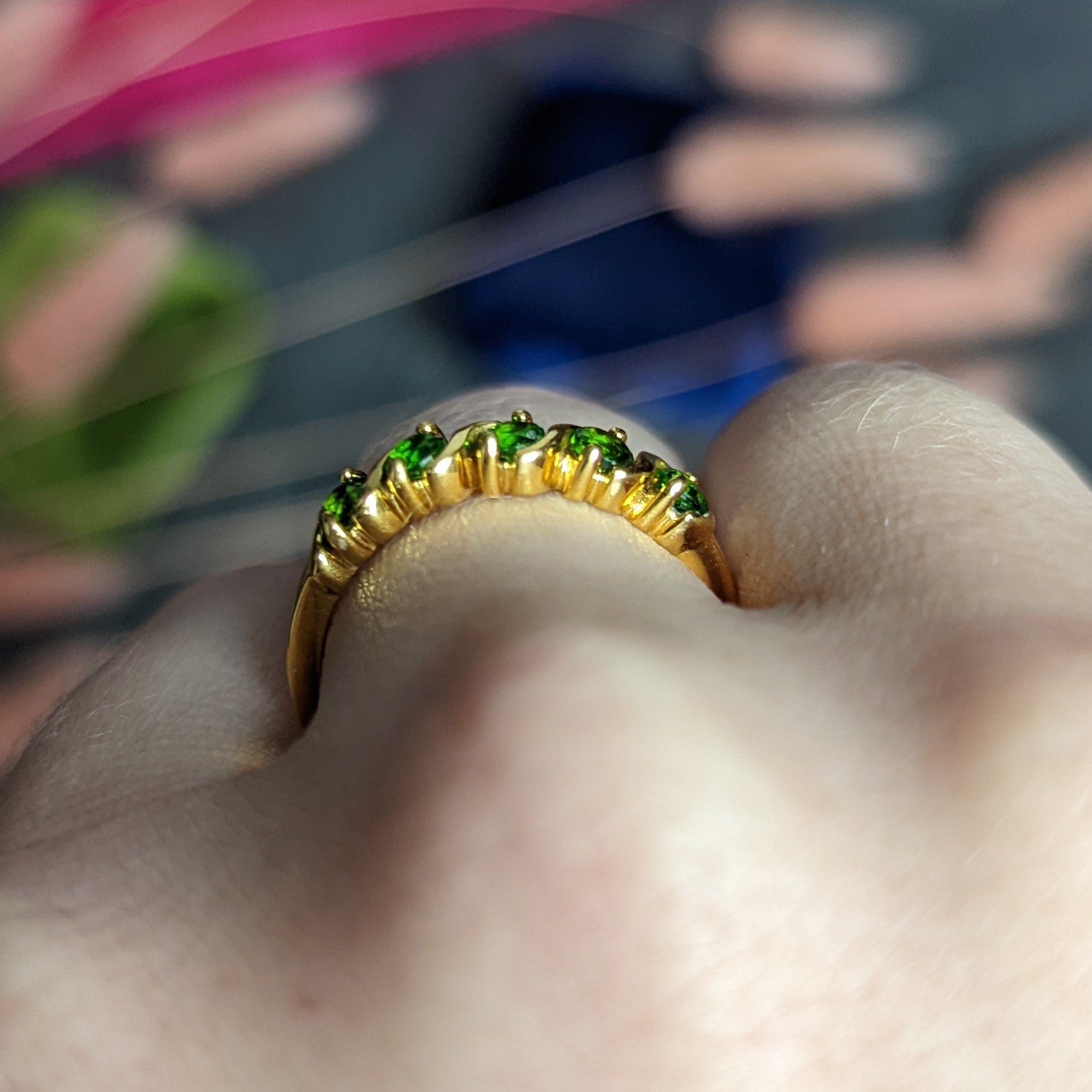 Vintage Tsavorite Garnet 14 Karat Yellow Gold Wave Band Ring Wilson's Estate Jewelry