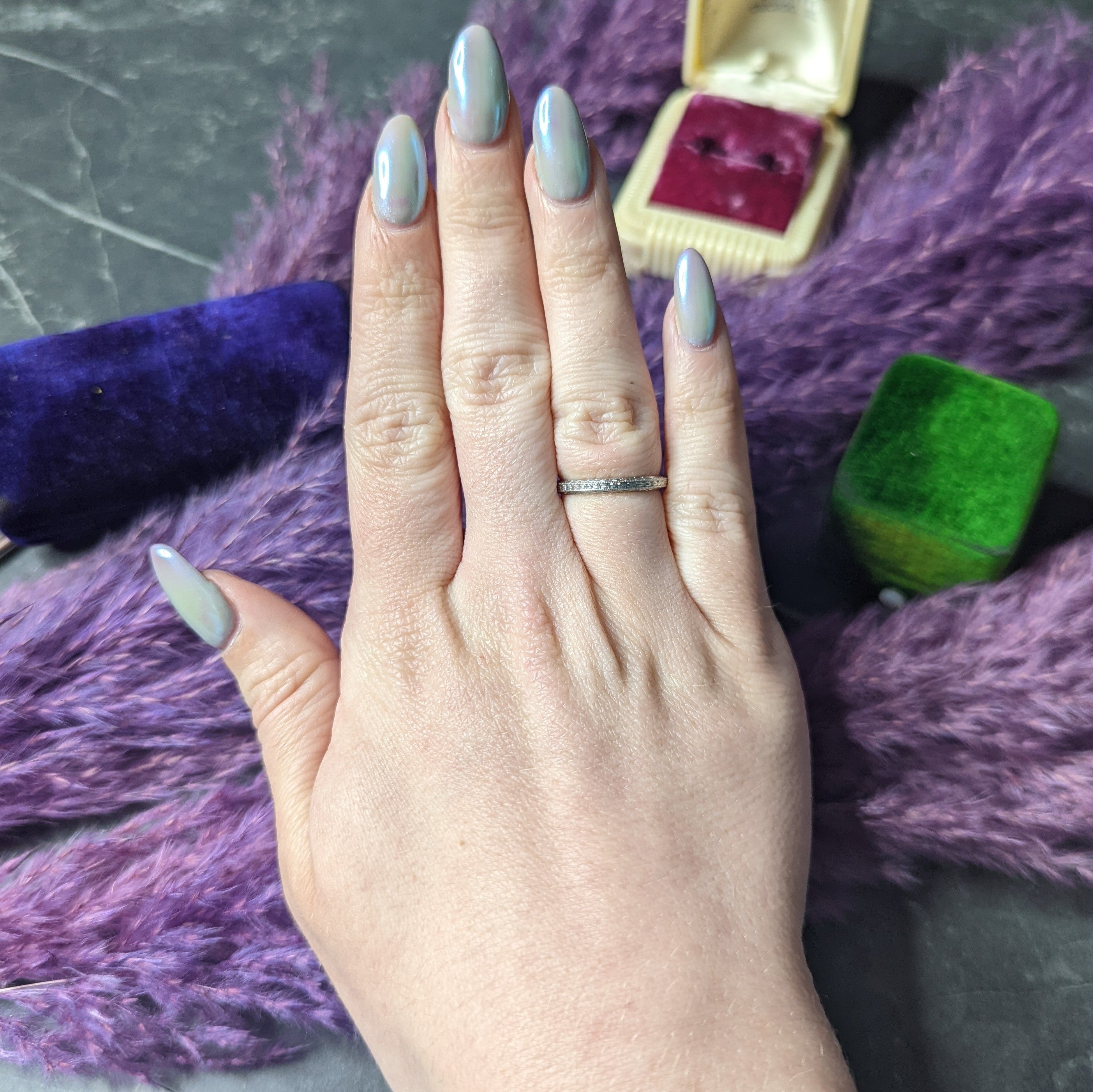 1920's H. Oppenheimer Co. Art Deco Platinum Engraved Wheat Band Ring Wilson's Estate Jewelry